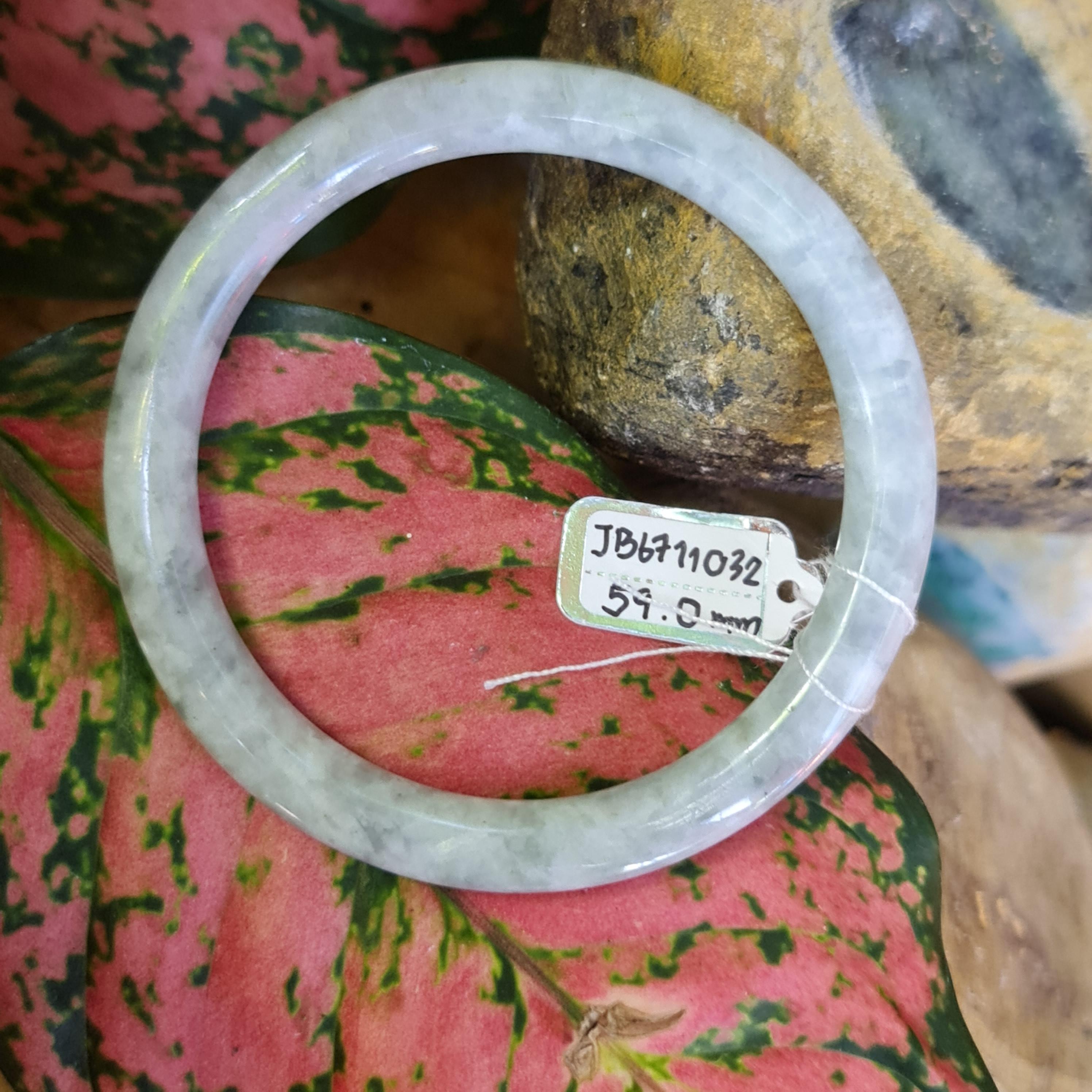 JB6711032 หยก พม่า แท้ Jade กำไลหยก 59.0 มม. (Jadeite bracelet) พม่า (Myanmar)