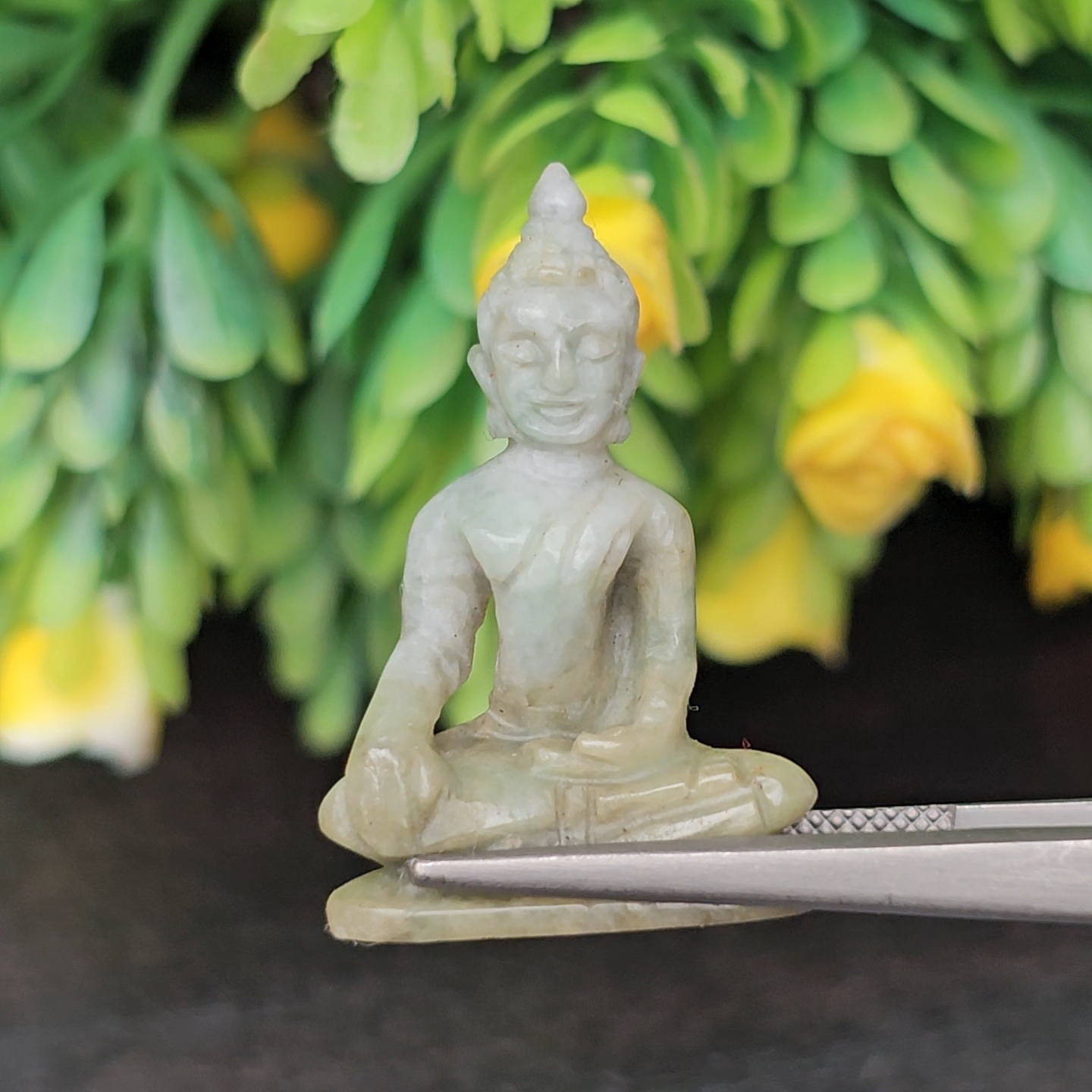 หยก แกะสลัก รูป พระ (Burmese jadeite) 20.82 กะรัต (cts.) หยก พม่า แท้