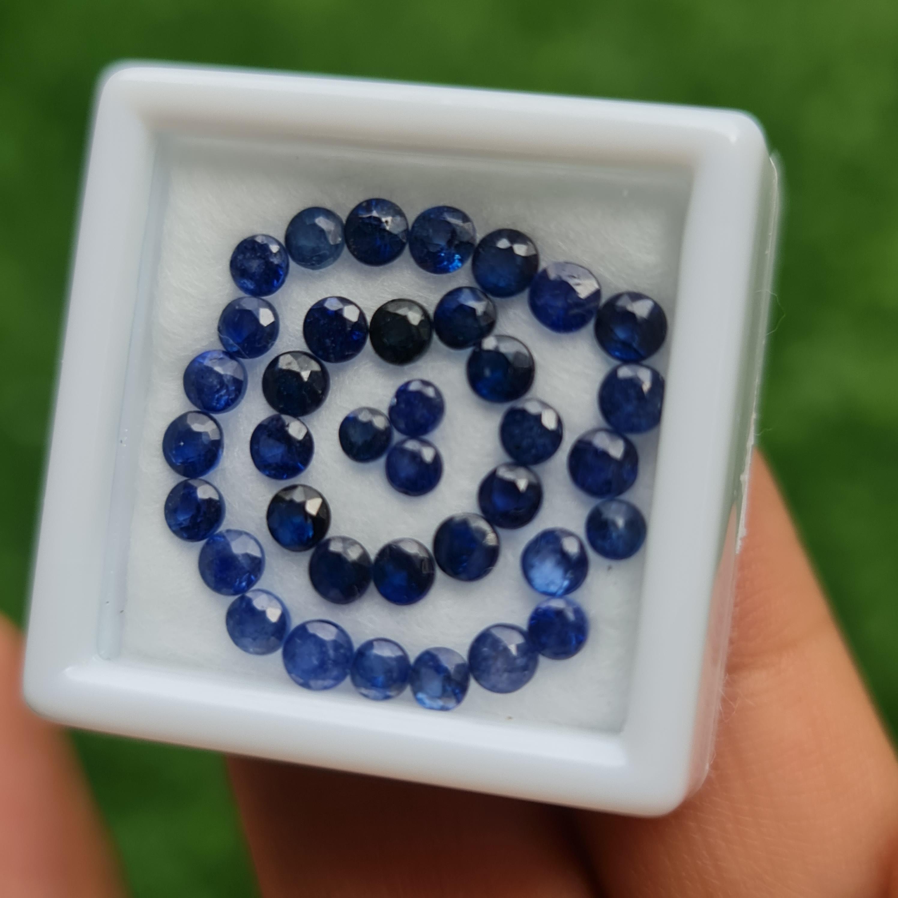 พลอย ไพลิน blue sapphire 5.92 กะรัต (Cts.) 55 เม็ด (pcs.) พลอยแท้ อัญมณีมงคลประจําวันเกิด เครื่องประดับพลอย