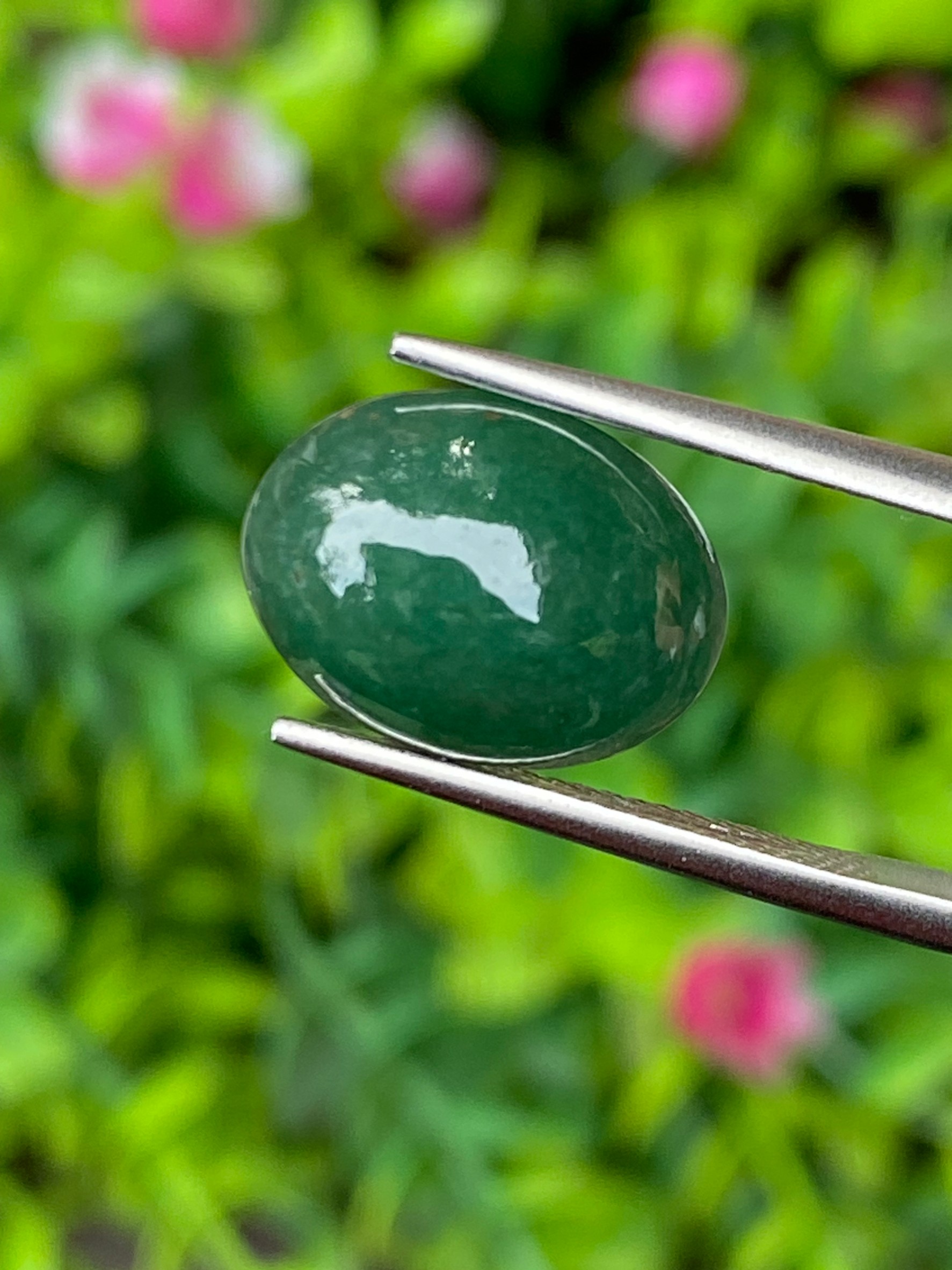 หยกพม่าเจียรนัย (Burmese jade ) 6.45 กะรัต หยกแท้ อัญมณีมงคลประจําวันเกิด เครื่องประดับหยก