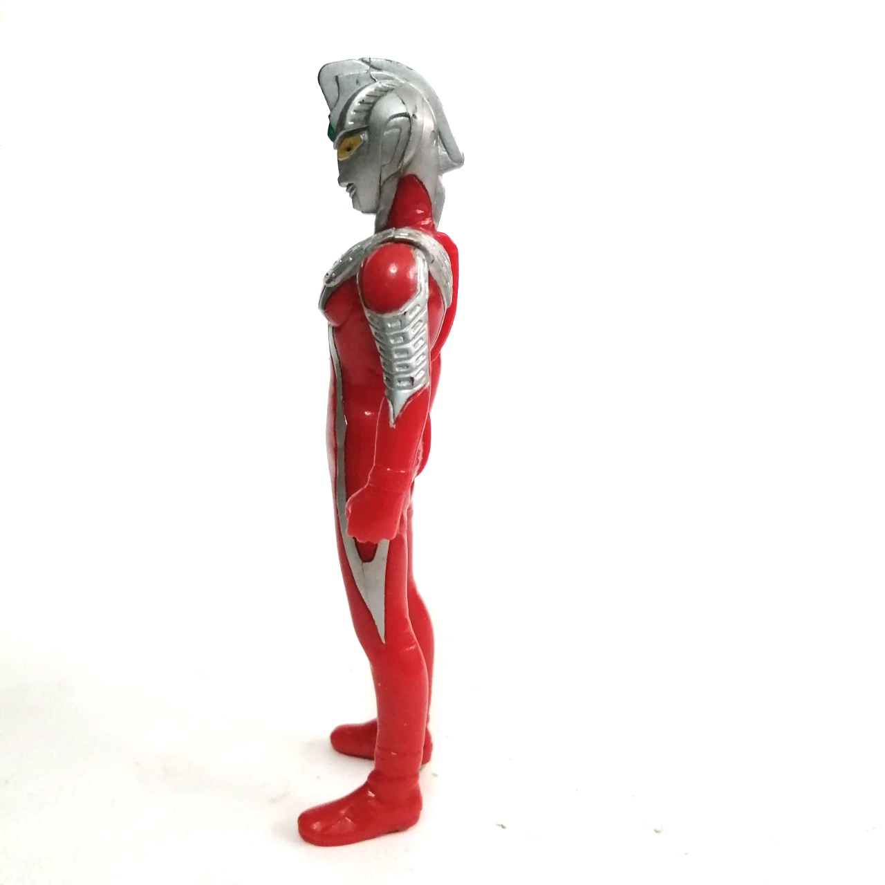 งานยางตัน HD อุลตร้าเซเว่น ทูวัน คูหู อุลตร้าแมน เนออส สภาพดี มีรอยบ้าง