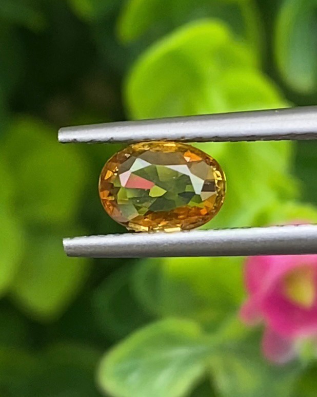 พลอย บุษราคัม yellow sapphire 0.75 กะรัต (Cts.) พลอยแท้ อัญมณีมงคลประจําวันเกิด เครื่องประดับพลอย