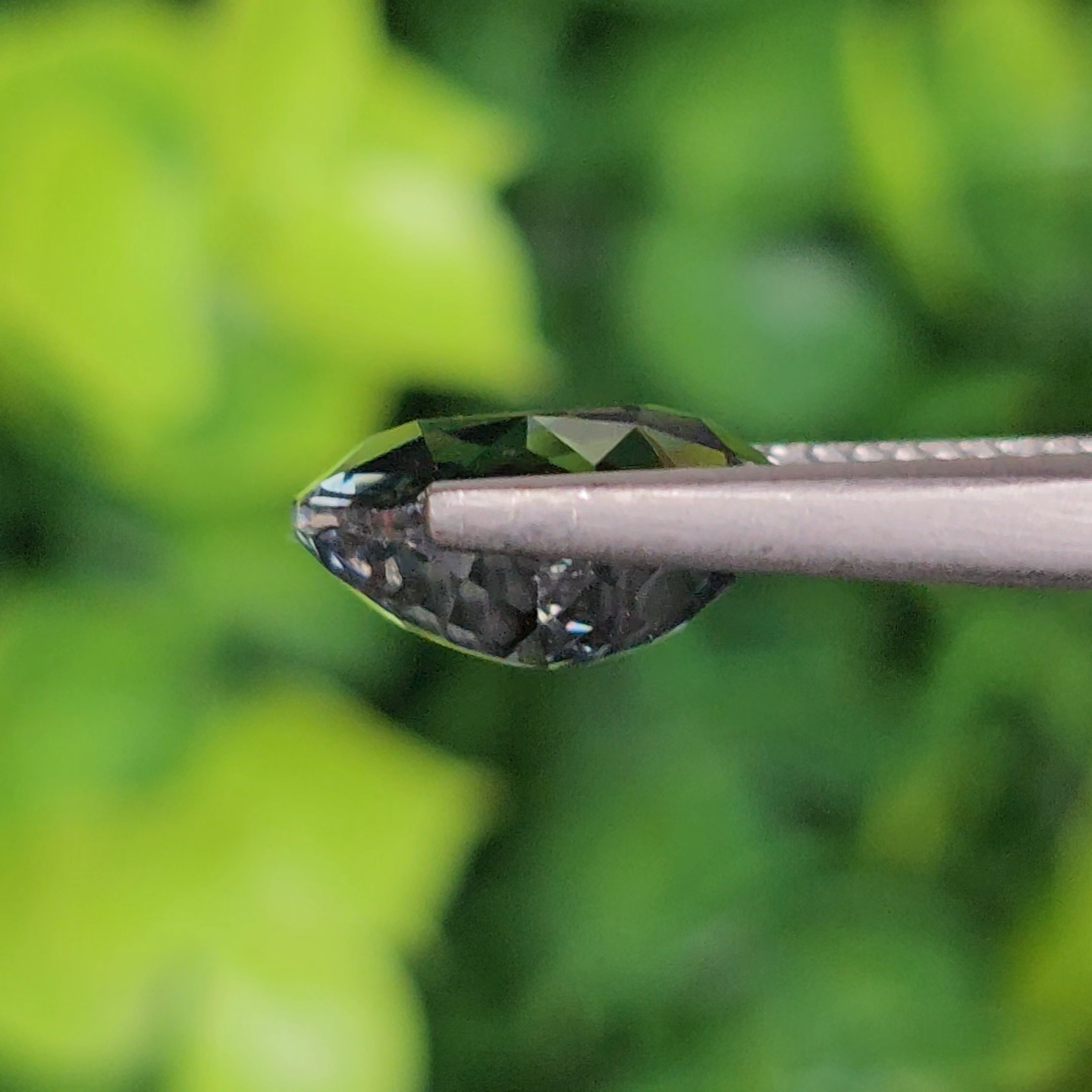 พลอย ทัวร์มาลีน (Tourmaline) 3.27 กะรัต (Cts.) พลอยแท้ อัญมณีมงคลประจําวันเกิด เครื่องประดับพลอย