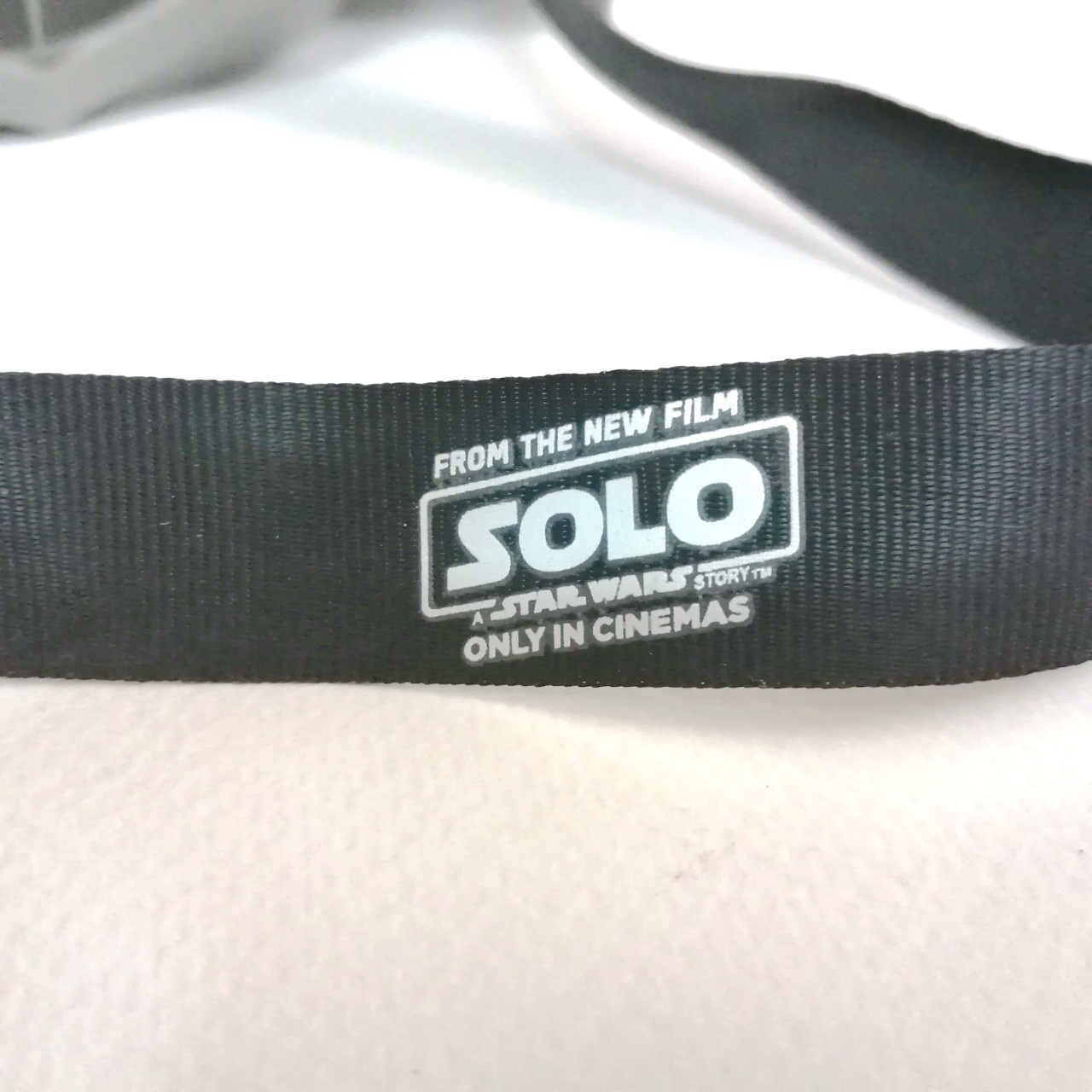 ของสะสมสตาร์วอรส์ กระติกน้ำ ยานTIE จากภาพยนตร์ STAR WARS : SOLO พรีเมี่ยมจากโรงภาพยนตร์ เครือ EGV มีรอยบ้าง