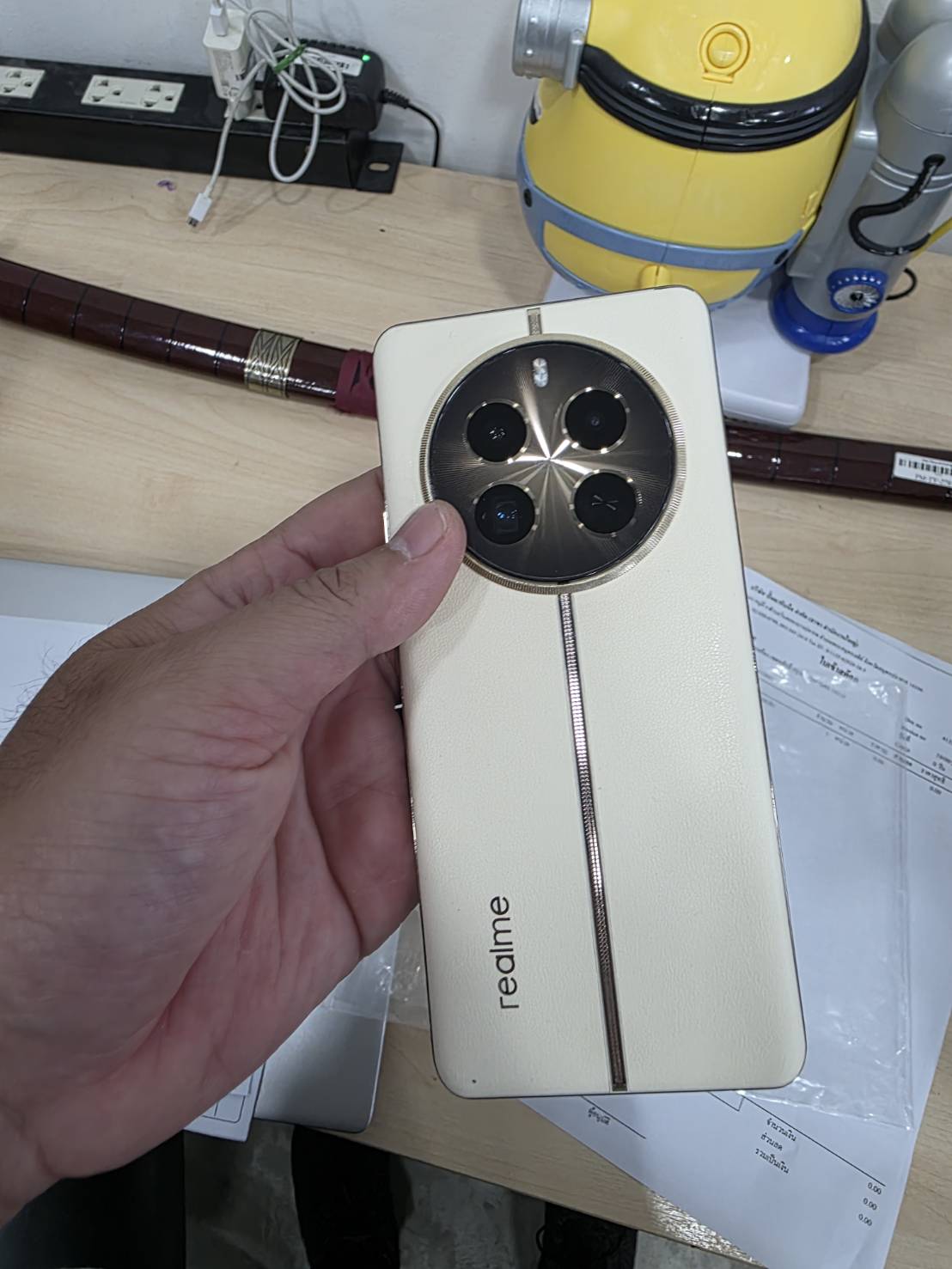 มือถือ Realme 12 Pro 5G (RAM8+4 Rom 256GB) คุ้ม มีแต่ตัว