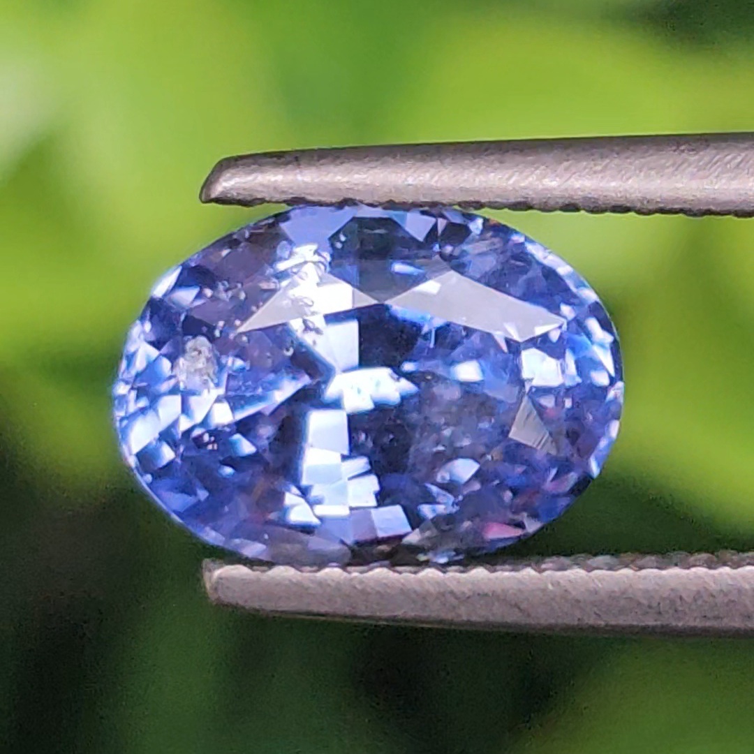 พลอย ไพลิน blue sapphire 2.73 กะรัต (Cts.) ดิบ unheated พร้อมใบเซอร์ พลอยแท้ อัญมณีมงคลประจําวันเกิด เครื่องประดับพลอย