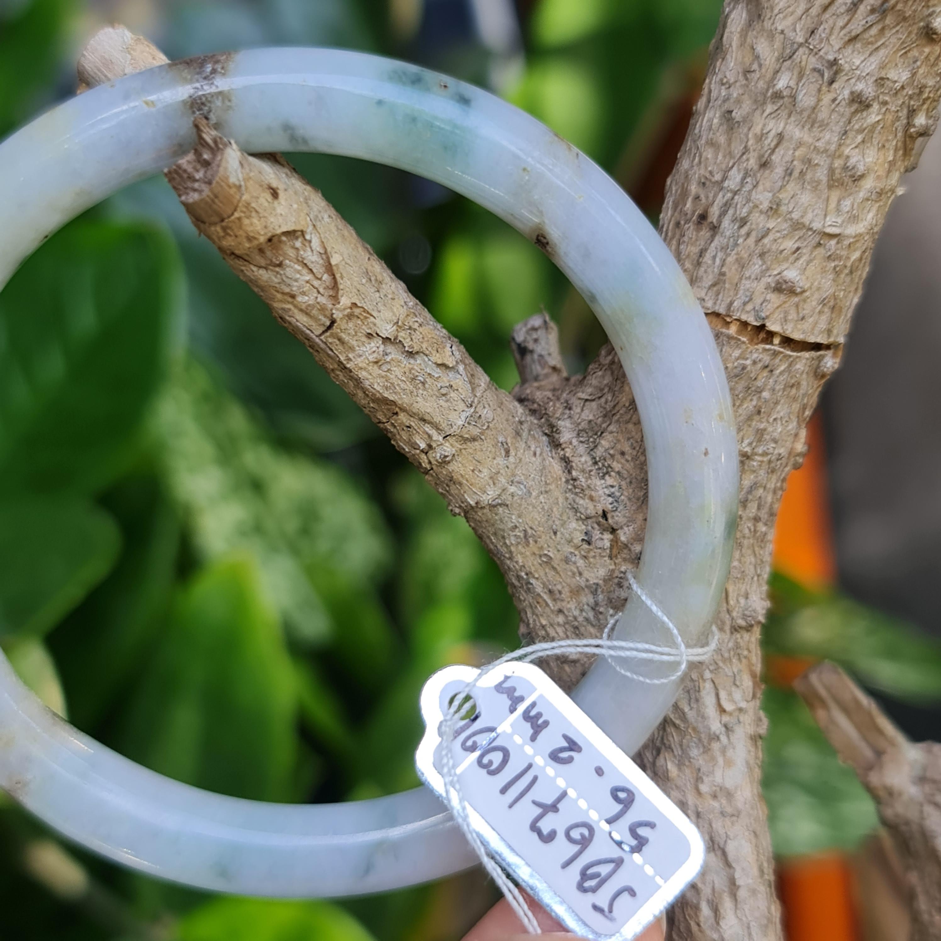 JB6711001 หยก พม่า แท้ Jade กำไลหยก 56.2 มม. (Jadeite bracelet) พม่า (Myanmar)