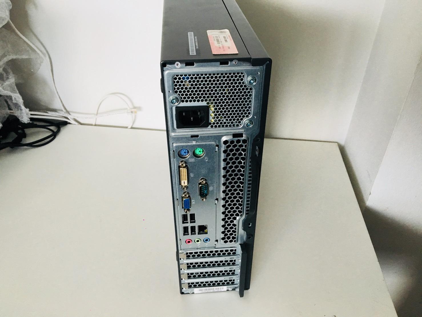 Lenovo ThinkCentre M71e - SFF