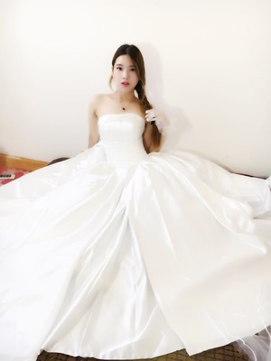 ชุดแต่งงาน เกาะอก หางยาว