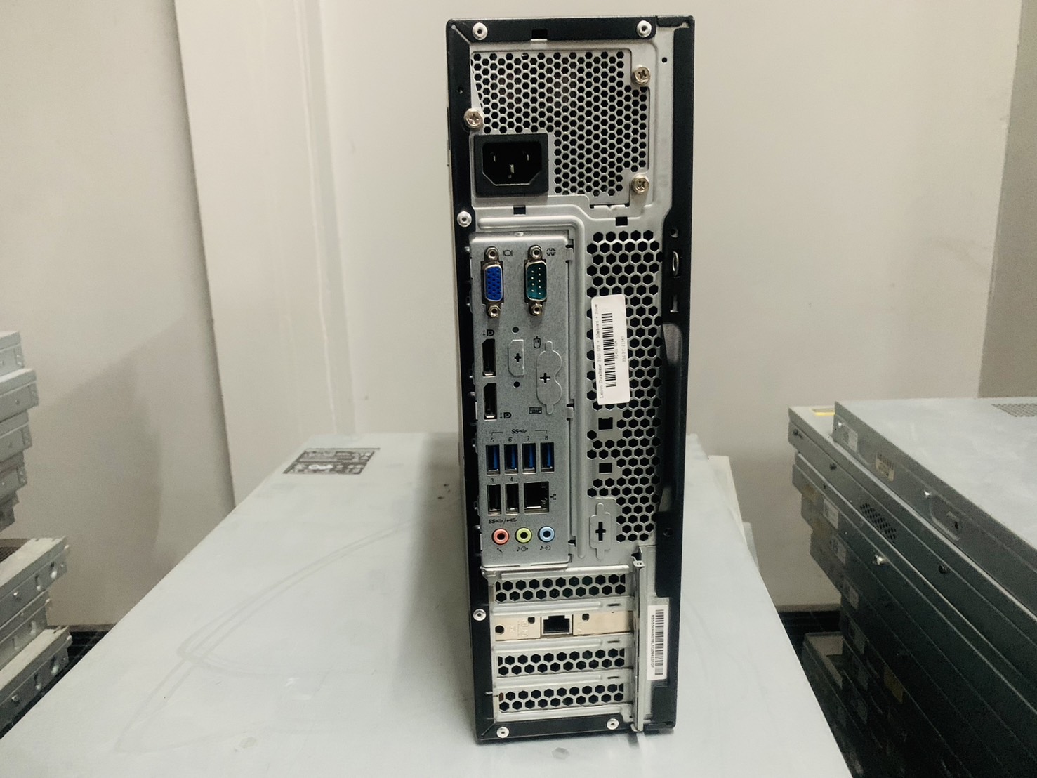 PC Lenovo ThinkStation P310 SFF CPU i5-6500 Ram 8GB SSD 120GB