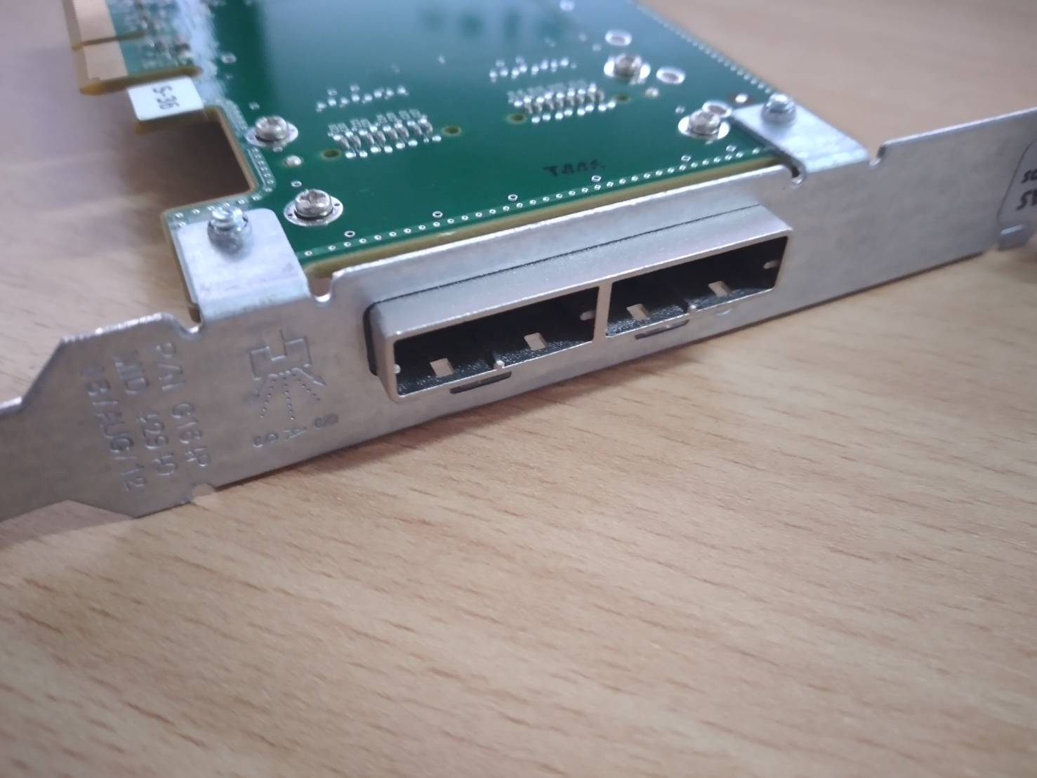 Dell PERC h200e 6g SAS Dual Port Host Bus Adapter HBA sff-8088 012dnw