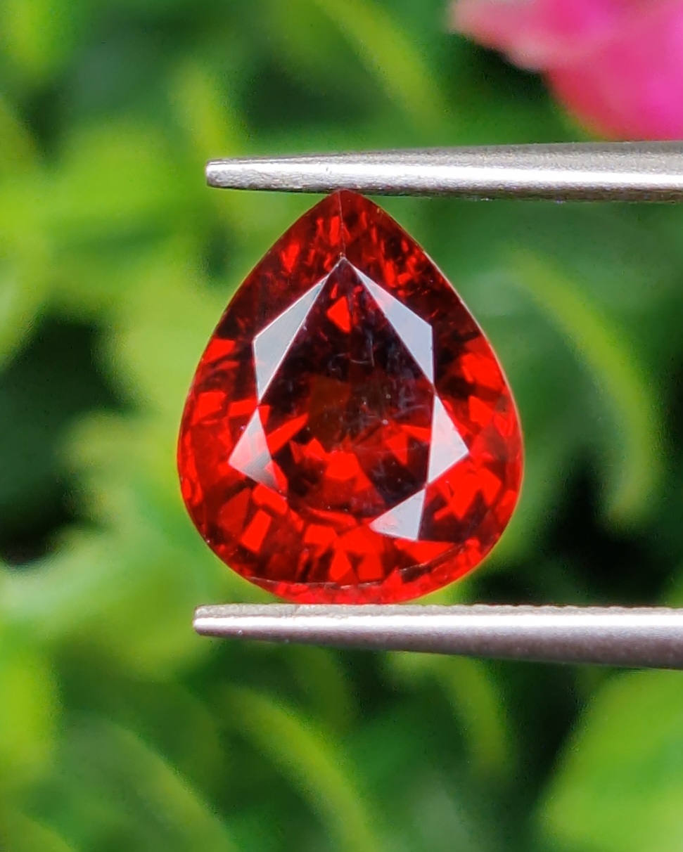 พลอย สเปสซาร์ไทต์ Spessartite Garnet 4.29 กะรัต Cts.พลอยแท้ อัญมณีมงคลประจําวันเกิด เครื่องประดับพลอย