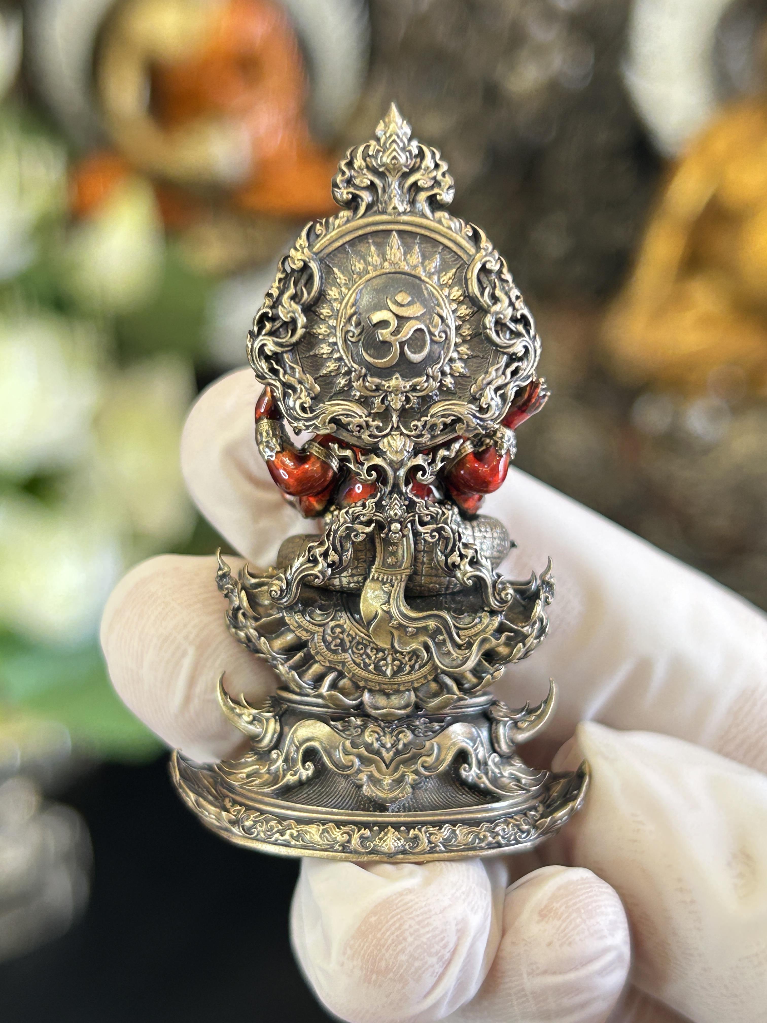 พระพิฆเนศรุ่นสุขสำเร็จนิรันดร์ เนื้อบรอนซ์ซาติน ลงยาแดง