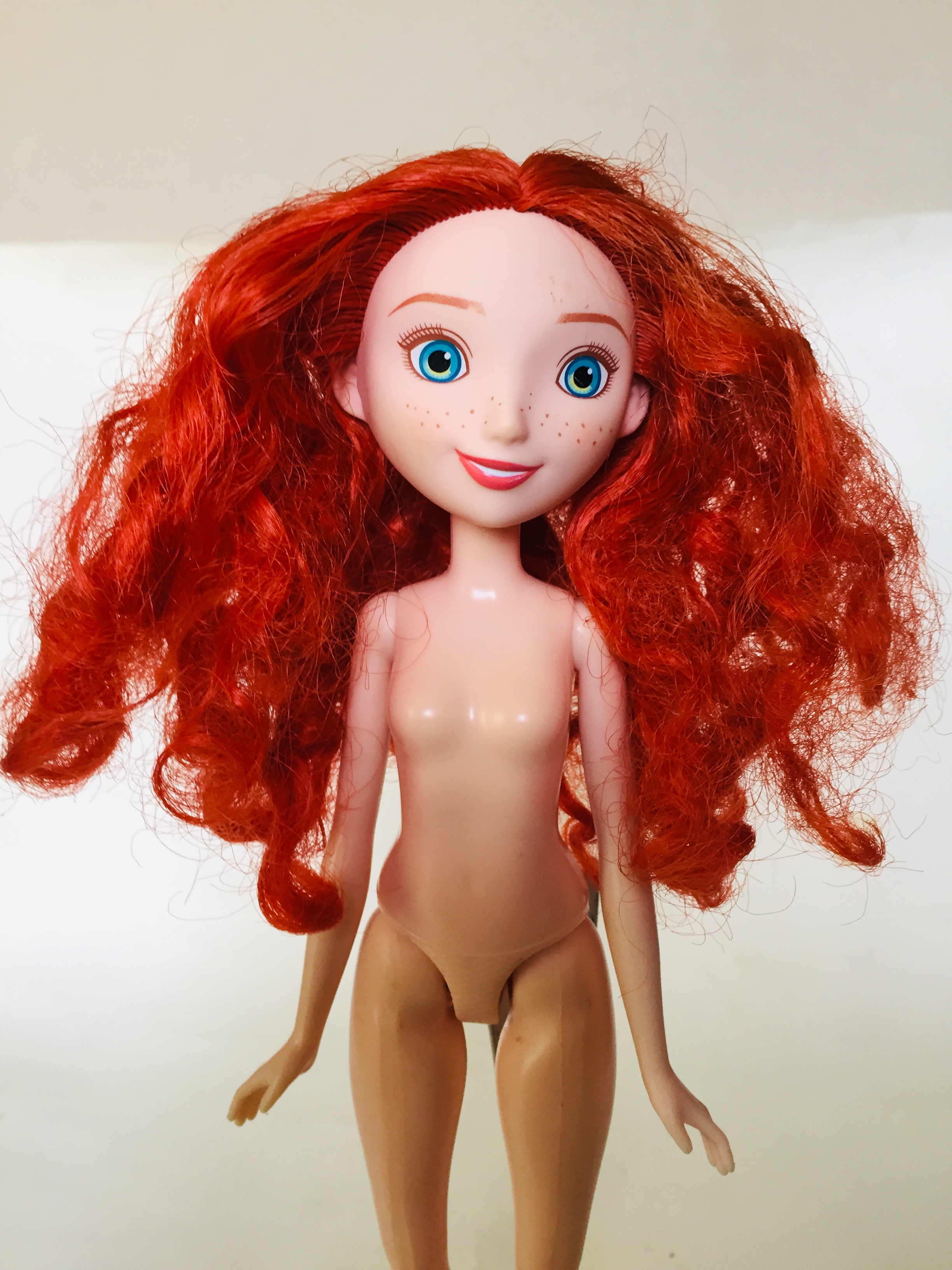 มีหลายภาพ คอหลวมบ้าง ผมฟู แถมชุด ,ตุ๊กตาเมอริด้า จากภาพยนต์อนิเมชั่นของดิสนีย์ เบรฟ งานแท้ Hasbro