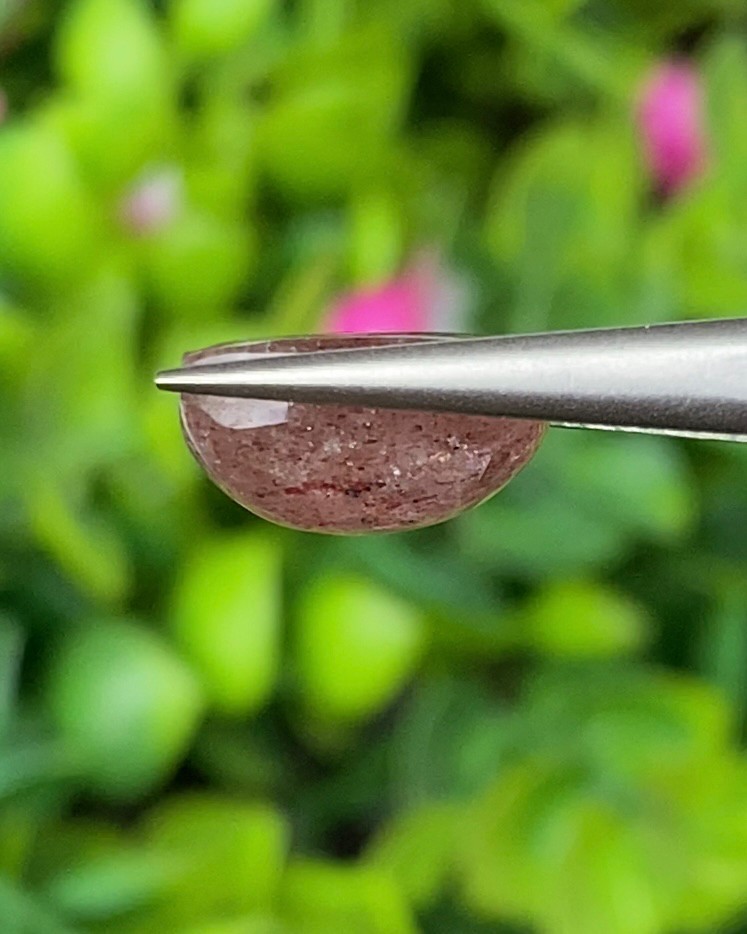 พลอย สตอเบอรี่ ควอตซ์ Strawberry Quartz 5.28 กะรัต (Cts.) พลอยแท้ อัญมณีมงคลประจําวันเกิด เครื่องประดับพลอย