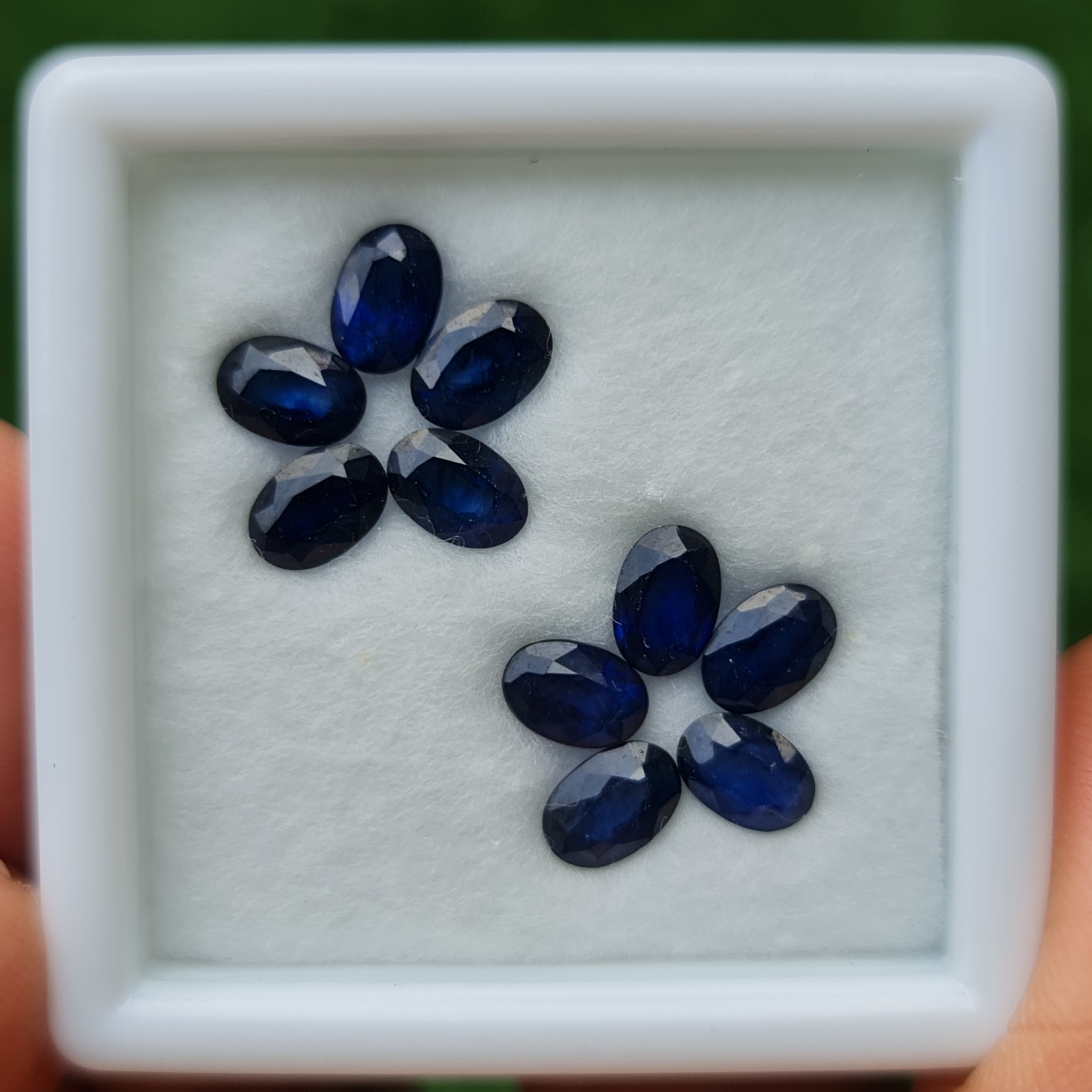 พลอย ไพลิน blue sapphire 6.27 กะรัต (Cts.) 10 เม็ด (Pcs.) พลอยแท้ อัญมณีมงคลประจําวันเกิด เครื่องประดับพลอย