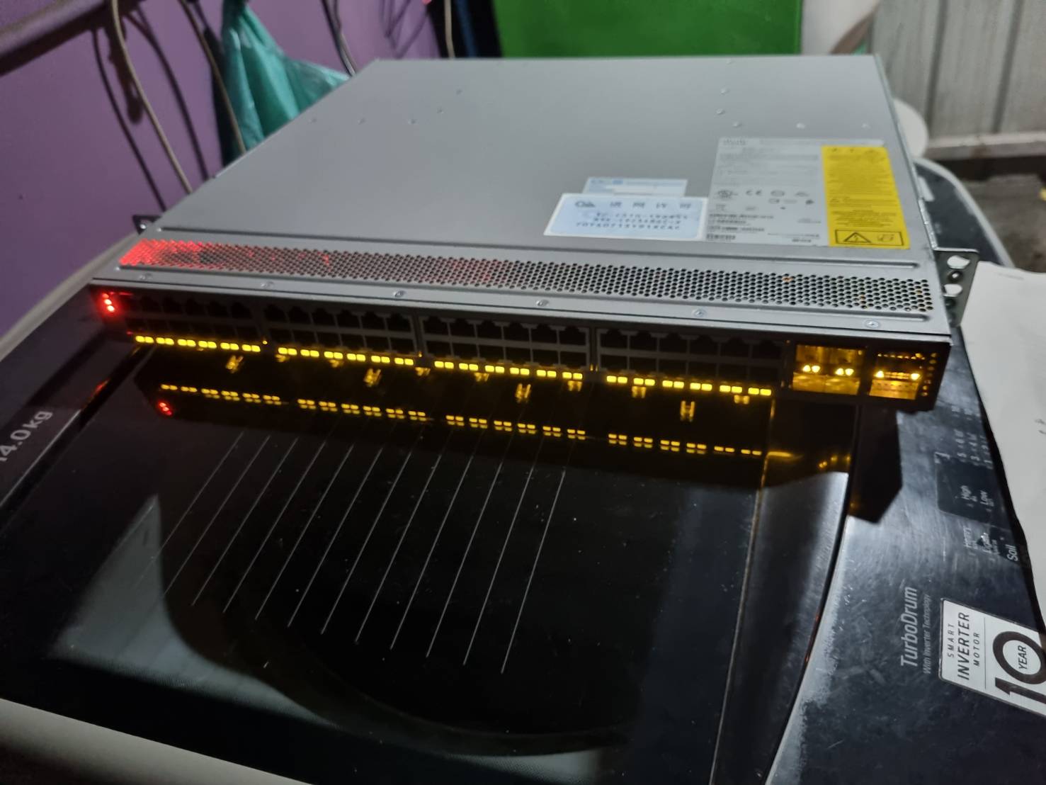 cisco Nexus n9k-c92348Gc-x