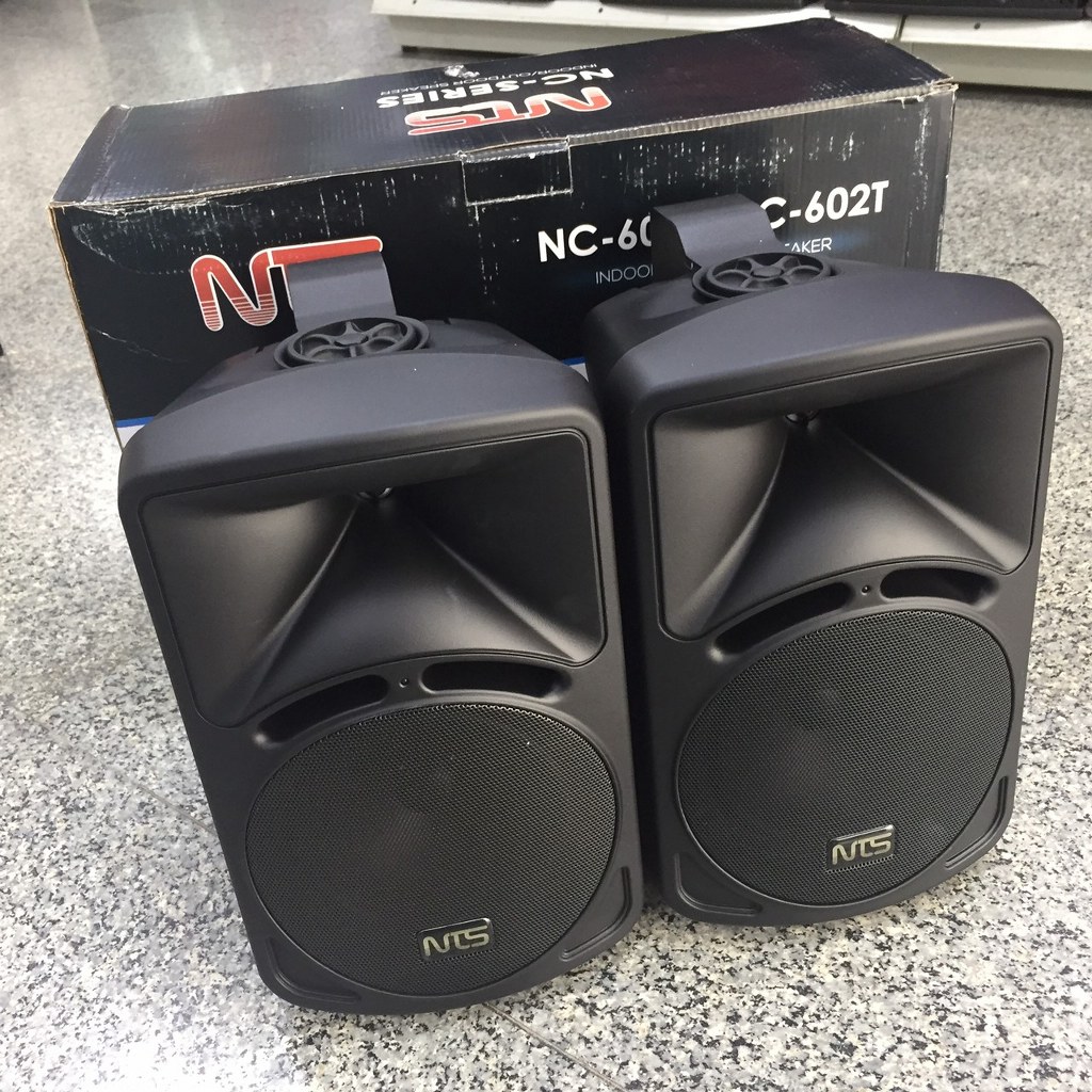 NTS NC-602T ตู้ลำโพงพลาสติก 2 ทาง ขนาด 6.5" พร้อมขาแขวน + ไลน์