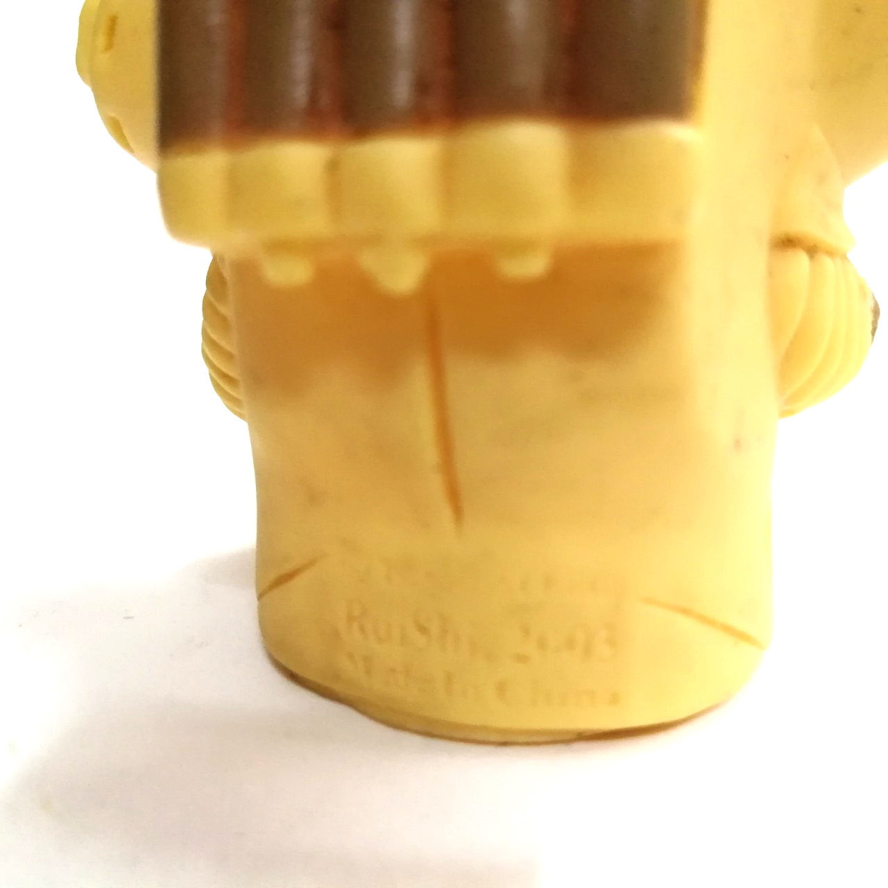 ซอฟสวมนิ้วขนาดใหญ่ สูง3นิ้วสัตว์ประหลาดหุ่นยนต์ คิงส์โจ สีครีมออกเหลือง ของ บ.ซึบุราย่าไชโย งานคนไทย 20 กว่าปีมาแล้ว หายาก สภาพดี