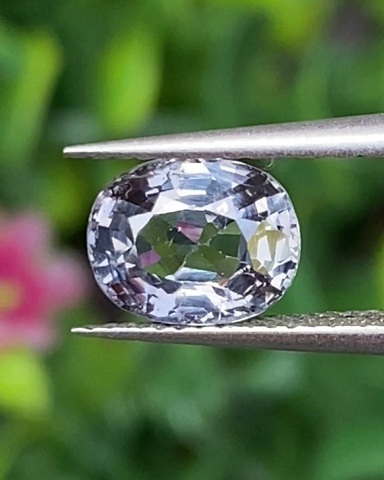 พลอย สปิเนล Spinel 1.23 กะรัต (Cts.) พลอยแท้ อัญมณีมงคลประจําวันเกิด เครื่องประดับพลอย
