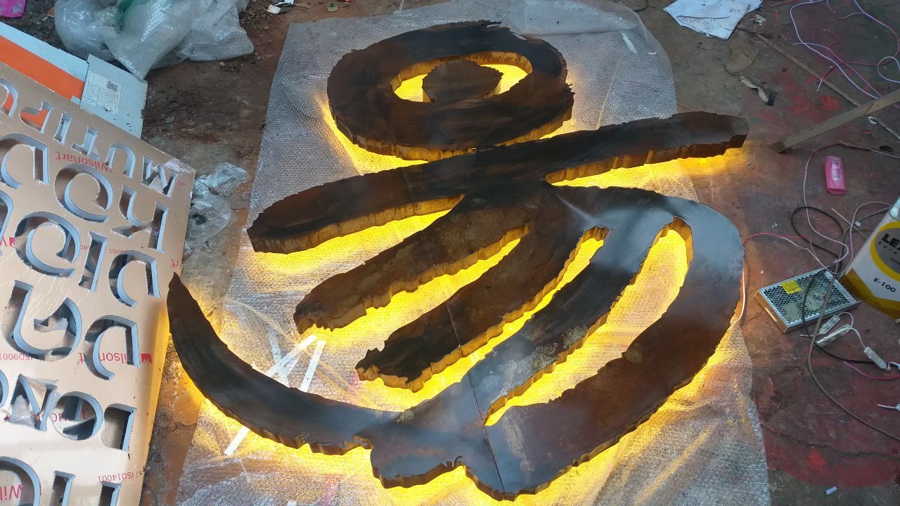 ป้ายไฟออกหลัง