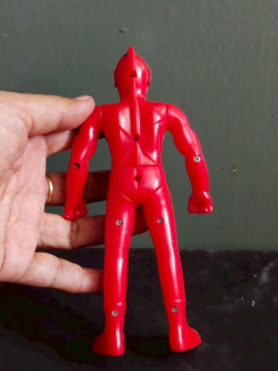 มีหลายภาพ, งานไทย ตุ๊กตาพลาสติก ขยับได้หลายส่วน อุลตร้าแมนมิลเลนเนียม Ultraman Millenium ของ apex's toy ขนาด 6.5-7นิ้ว สภาพดี มีรอยบ้าง งานเก่าหายากไม่พบบ่อย