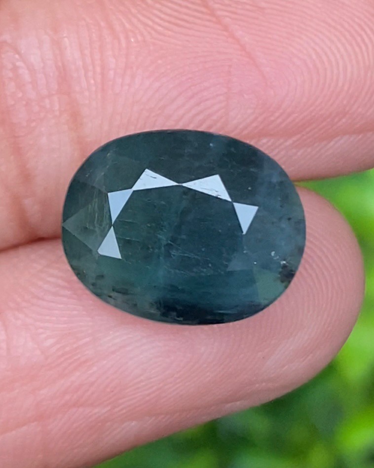 พลอย แกรนดิเดียร์ไรท์ Grandidierite 6.72 กะรัต (Cts.) พร้อมใบเซอร์ พลอยแท้ อัญมณีมงคลประจําวันเกิด เครื่องประดับพลอย