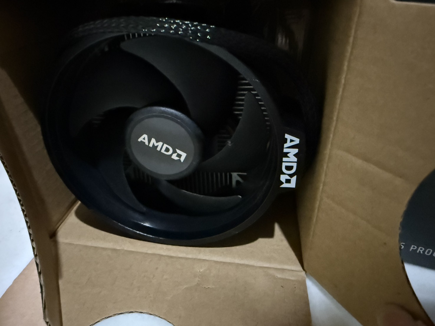 CPU AMD Ryzen 7 5700 4.6GHz 8C/16T AM4 CPU: AMD Ryzen 7 5700 # of CPU: 8 Core / 16 Threads Freq: 3.70 GHz up to 4.60 GHz | L3 Cache: 16MB