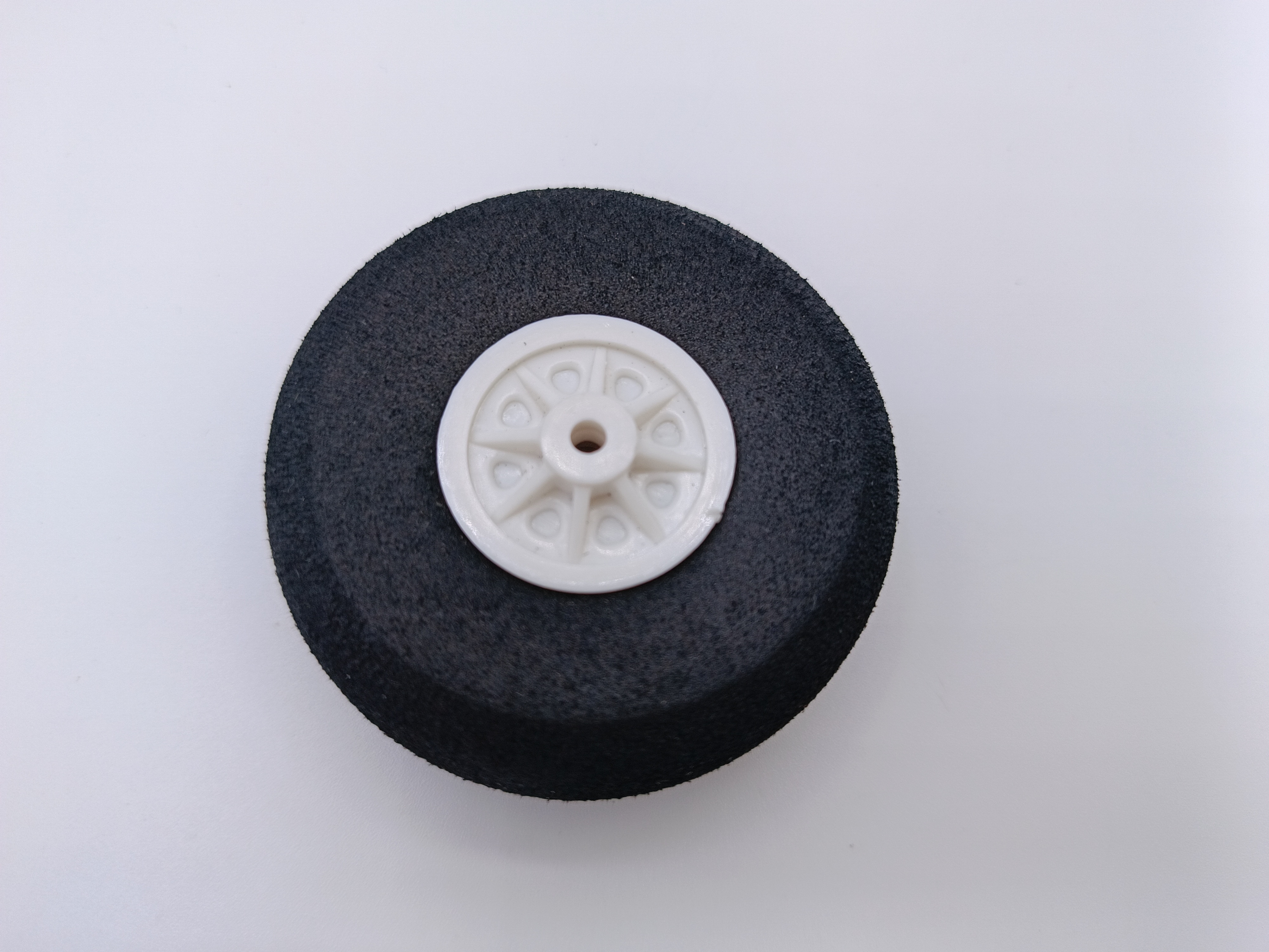 ล้อโฟม ขนาด 5.5 cm รูเพลาใช้ลวด 3mm ราคาต่อ 1 ลูก Wheel55mm