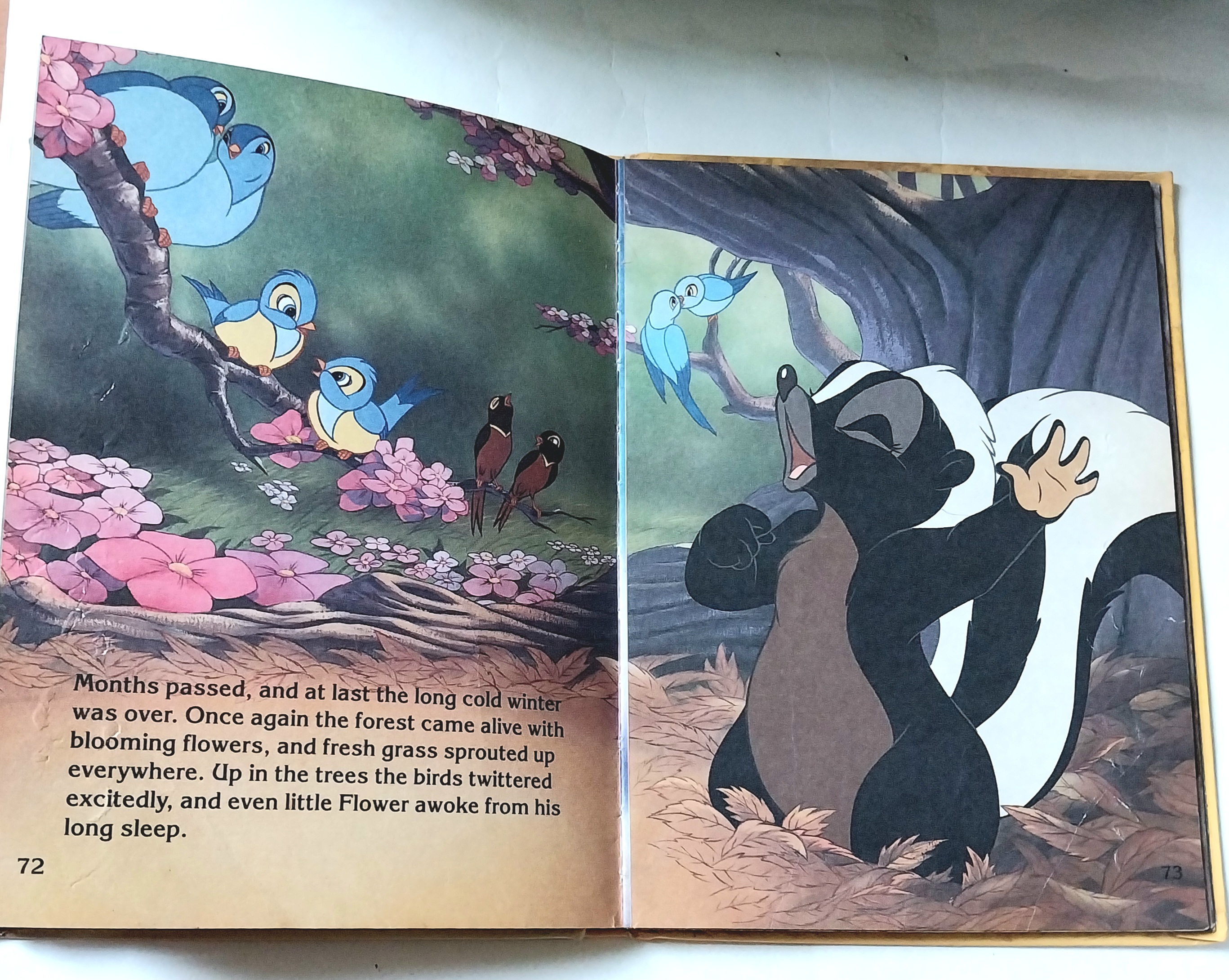 มีหลายภาพ*** มีตำหนิทั้งเล่ม โปรดดูทุกภาพ, หนังสือปกแข็งภาพสวยเรื่องราวน่ารัก** ภาษาอังกฤษ แบมบี้ Bambi จากดิสนีย์ Memorable Movie Stories