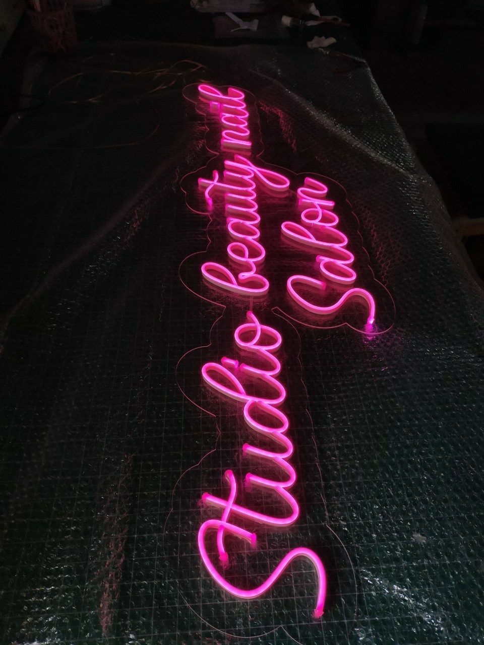 ป้ายไฟนีออนFlex แสงสีชมพู