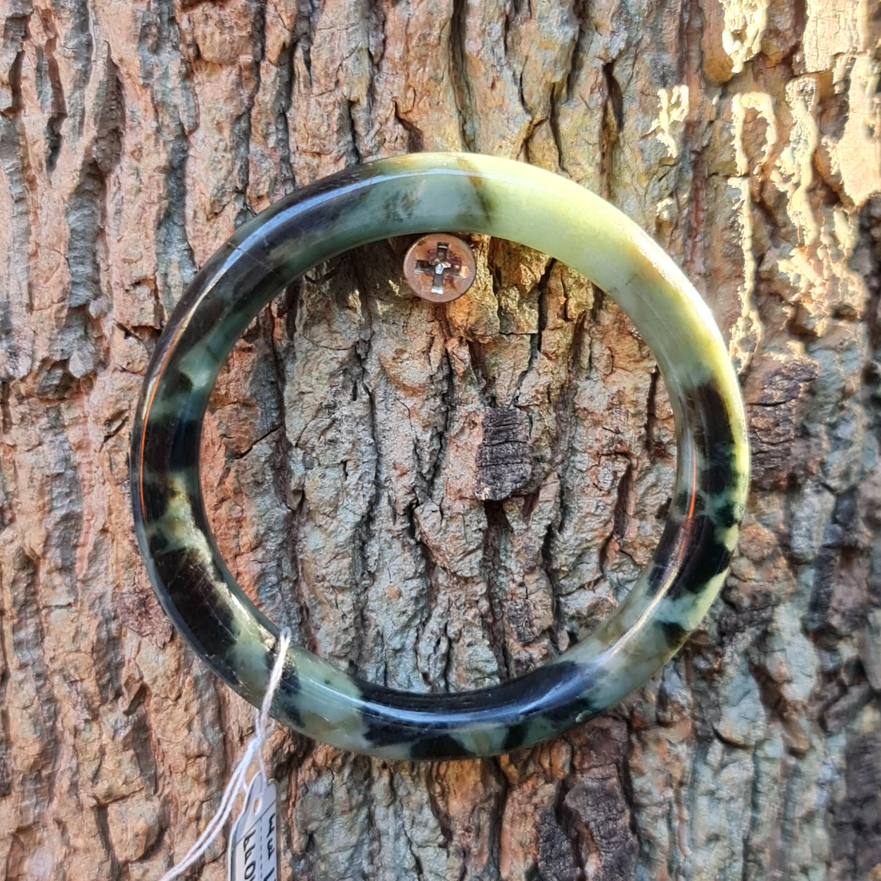 JB6711077 หยก พม่า แท้ Jade กำไลหยก 51.1 มม. (Jadeite bracelet) พม่า (Myanmar)