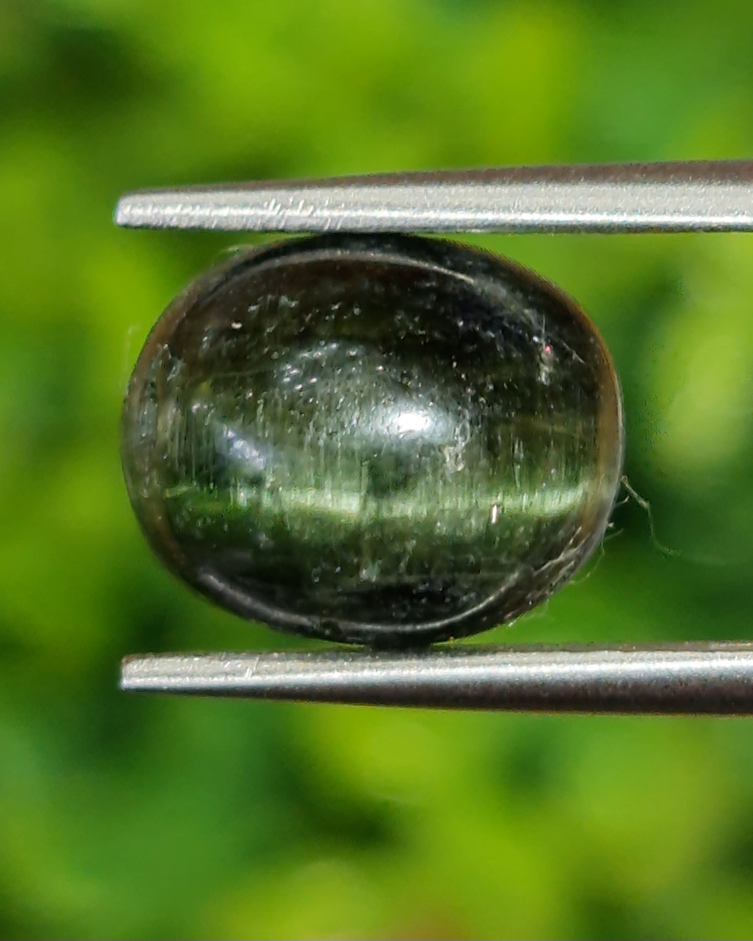 ตาแมว ทัวร์มาลีน Cat eye Tourmaline 4.59 กะรัต Cts. พลอยแท้ อัญมณีมงคลประจําวันเกิด เครื่องประดับพลอย