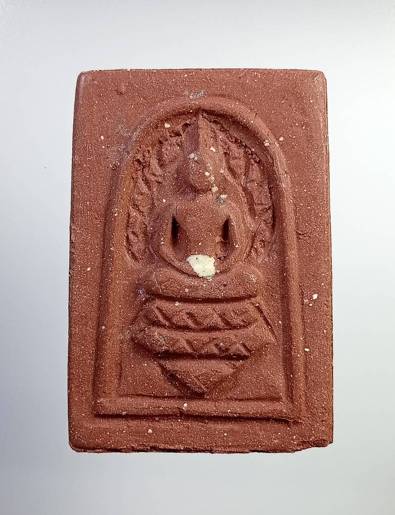 ผ2383 พระสมเด็จฐานเพชร หลวงปู่หนูเพชร วัดป่าภูมิพิทักษ์ จ.สกลนคร รุ่นเพชรจักรพรรดิ หลังหยอดครั่ง