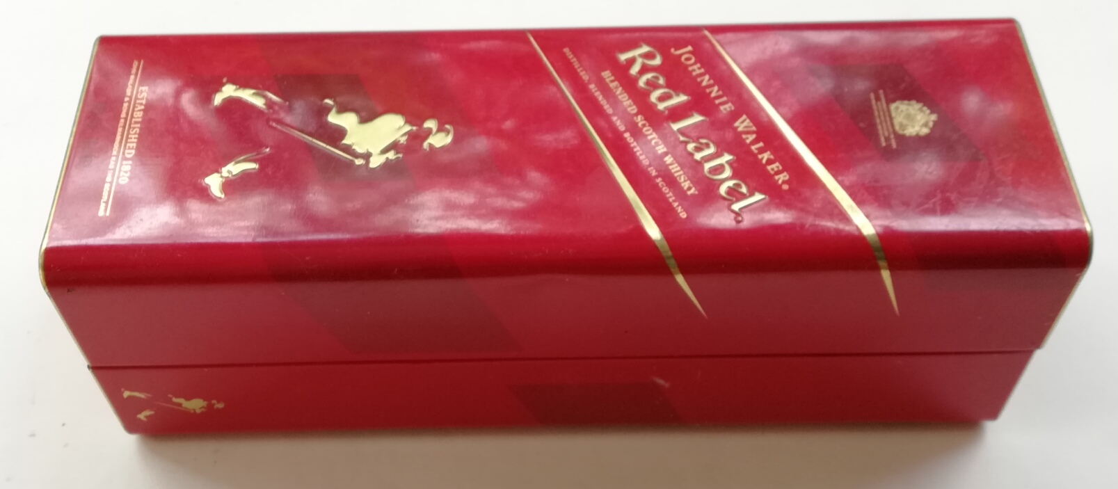 ของสะสม กล่องสังกะสี (กล่องโลหะ) กล่องเหล้า เรด เลเบิ้ล สีแดง Johnie Walker Red Lable