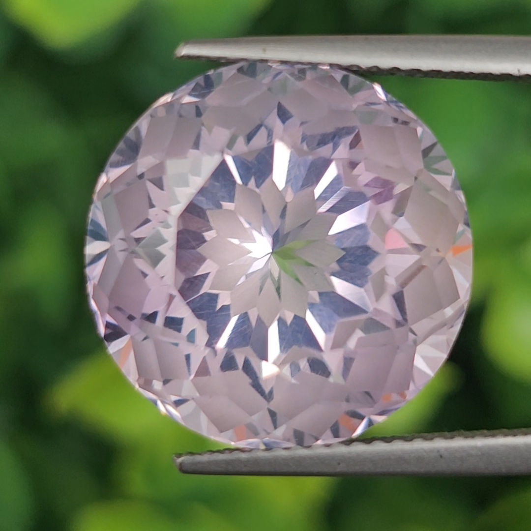 พลอย ลาเวนเดอร์ ควอตซ์ Lavender Quartz 27.72 กะรัต (Cts.) พลอยแท้ อัญมณีมงคลประจําวันเกิด เครื่องประดับพลอย