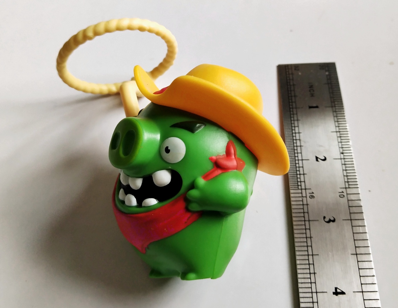 ของสะสมจากแมคโดนัลด์ หมูสีเขียวในเกมส์อนิเมชั่น แองกรี้เบิร์ด Angry bird ,the pigs