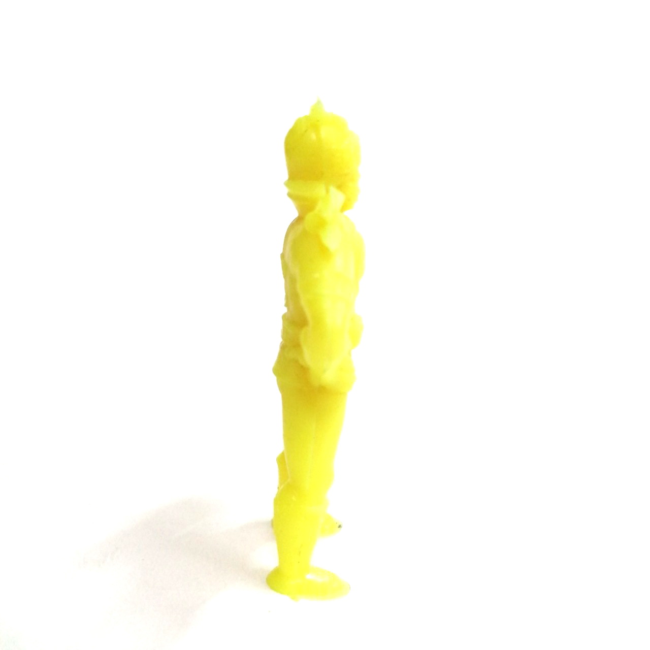 ตุ๊กตุ่นแอ๊นท์ ไอ้มดเขียว วีสาม ขนาด 2 นิ้ว ตามรูป ตัวยางขุ่นกึ่งแข็ง สีเหลือง