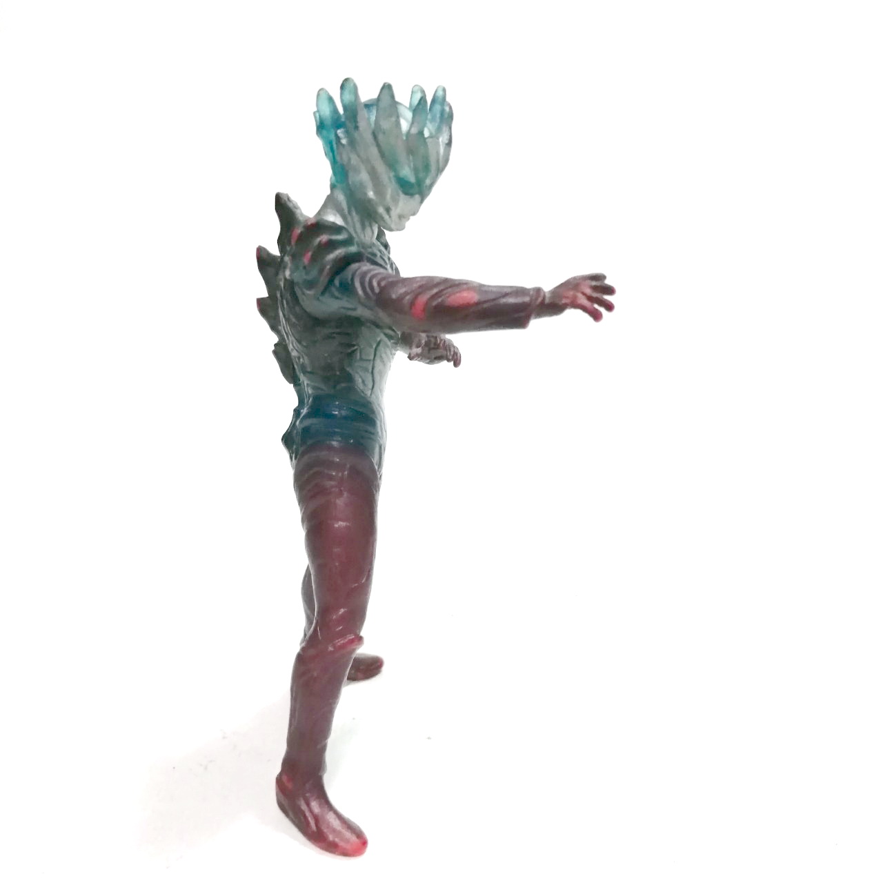 ฟิกเกอร์ ยางตัน ขนาดตามรูป งานจีน อุลตร้าแมนซาก้า ร่างรวม อุลตร้าแมนไดน่า, ซีโร่ และ คอสมอส สภาพดี มีรอยถลอกบ้าง