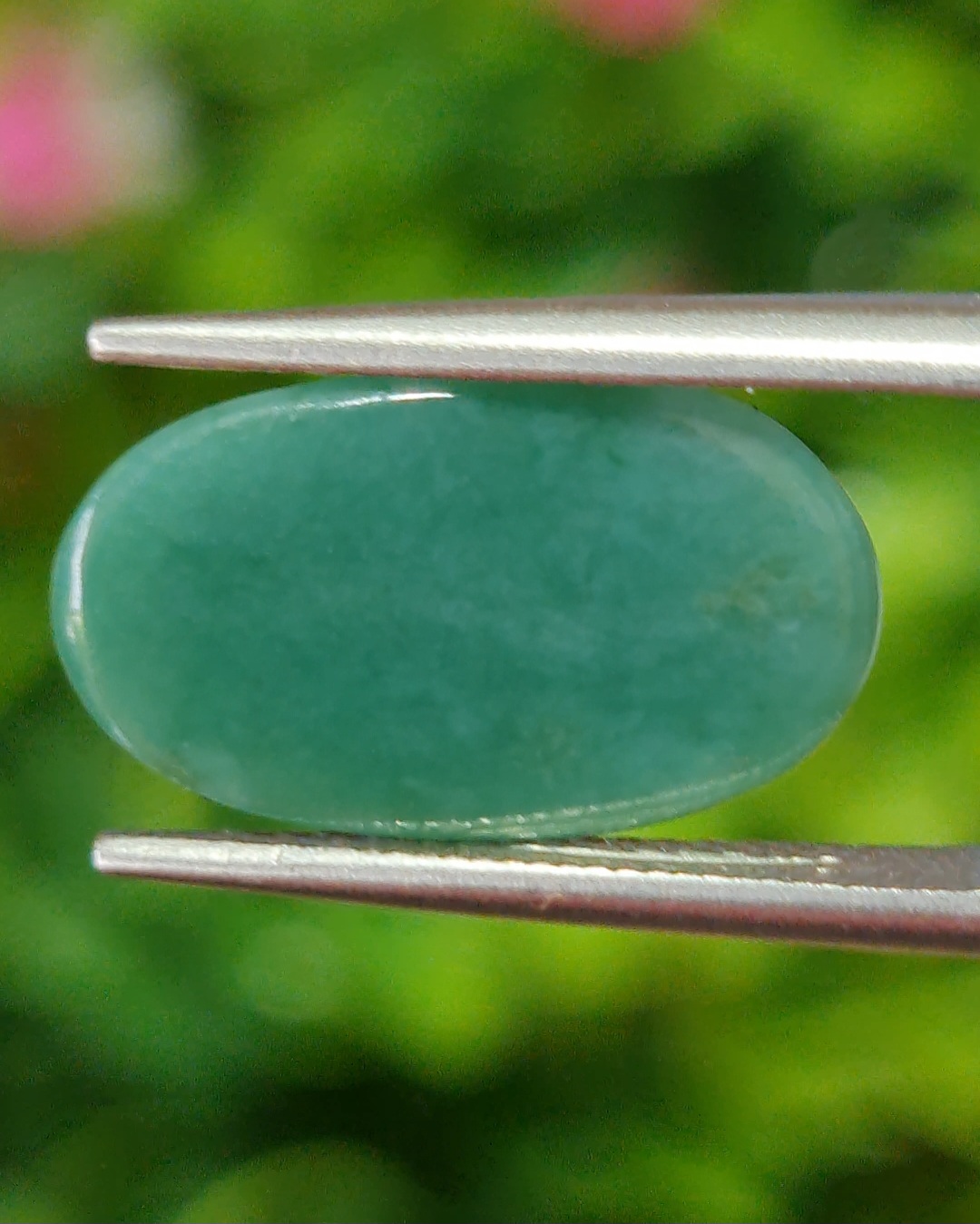 หยกพม่าเจียรนัย (Burmese jade ) 4.05 กะรัต หยกแท้ อัญมณีมงคลประจําวันเกิด เครื่องประดับหยก