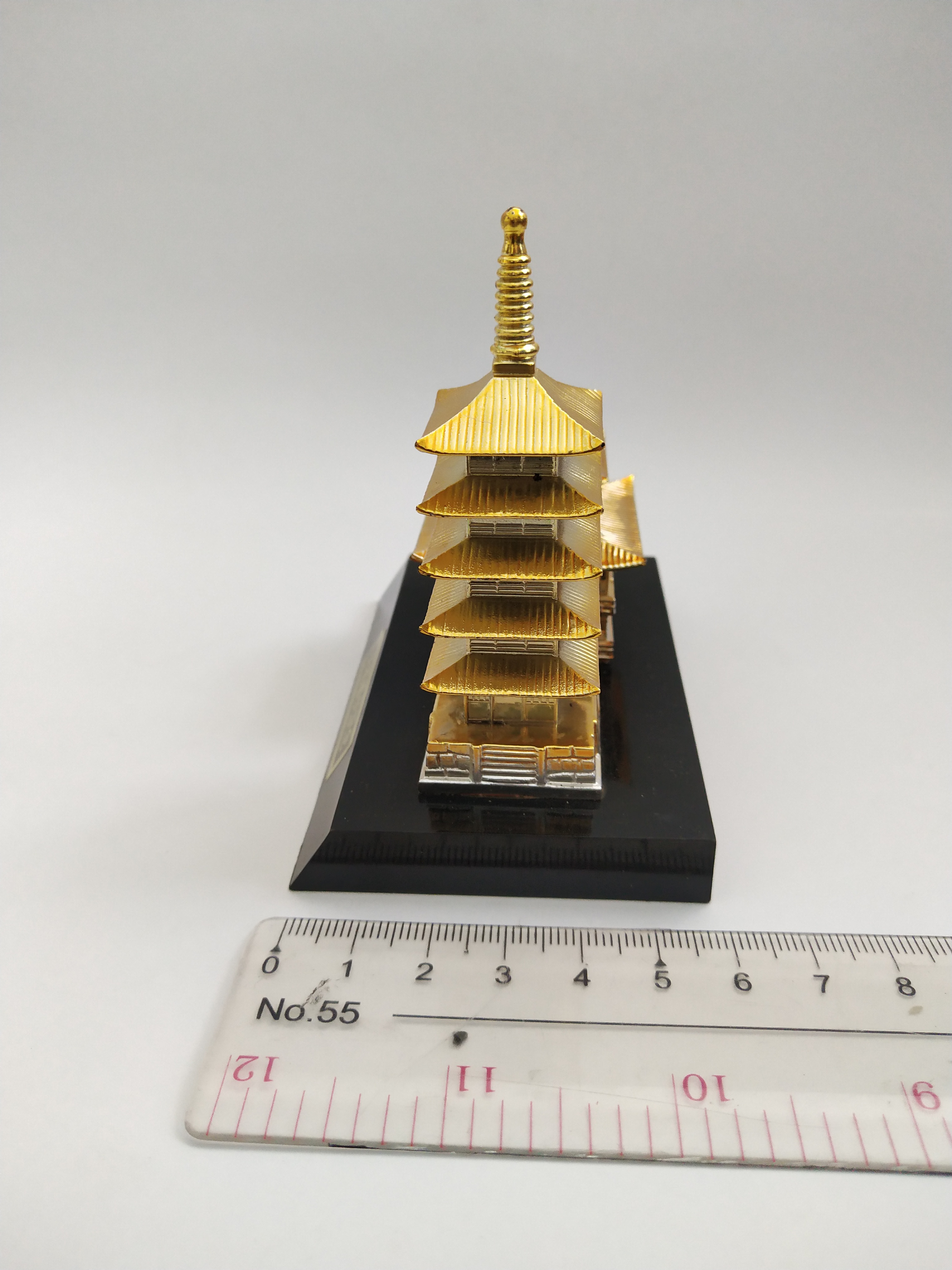 มีหลายภาพ โมเดลวัด คิงกะกุ เป็นวัดในเคียวโตะ ญี่ปุ่น เป็นงานพลาสติกโมเดล