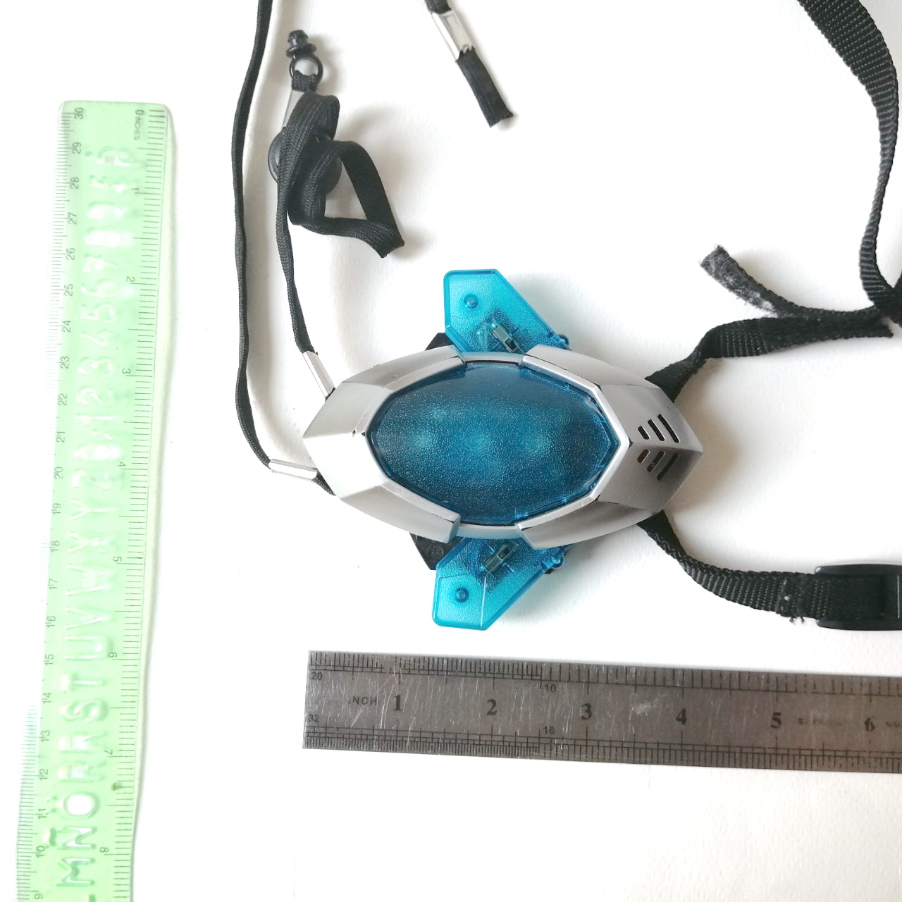 ซีโร่ ไทม์เมอร์ ปุ่มคัลเลอร์ไทม์เมอร์ ของอุลตร้าซีโร่ เปิดไฟได้ มีเสียง มีแสง **แต่ไม่มี ดาบด้านข้าง สภาพดี สายห้อยครบ