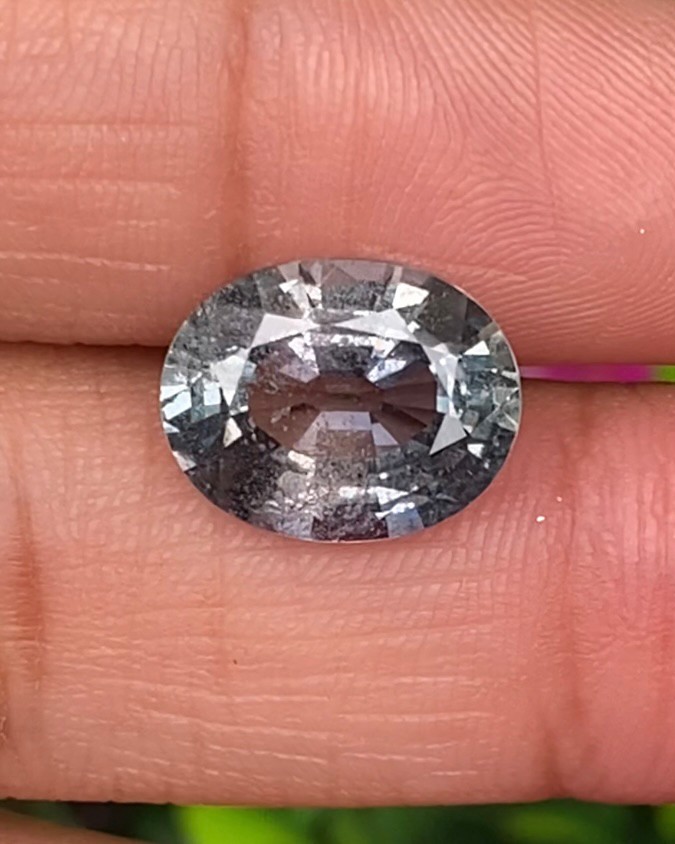 พลอย ซิวเวอร์ แซฟไฟร์ Silver Sapphire 7.02 กะรัต (Cts.) ดิบ Unheated พลอยแท้ อัญมณีมงคลประจําวันเกิด เครื่องประดับพลอย