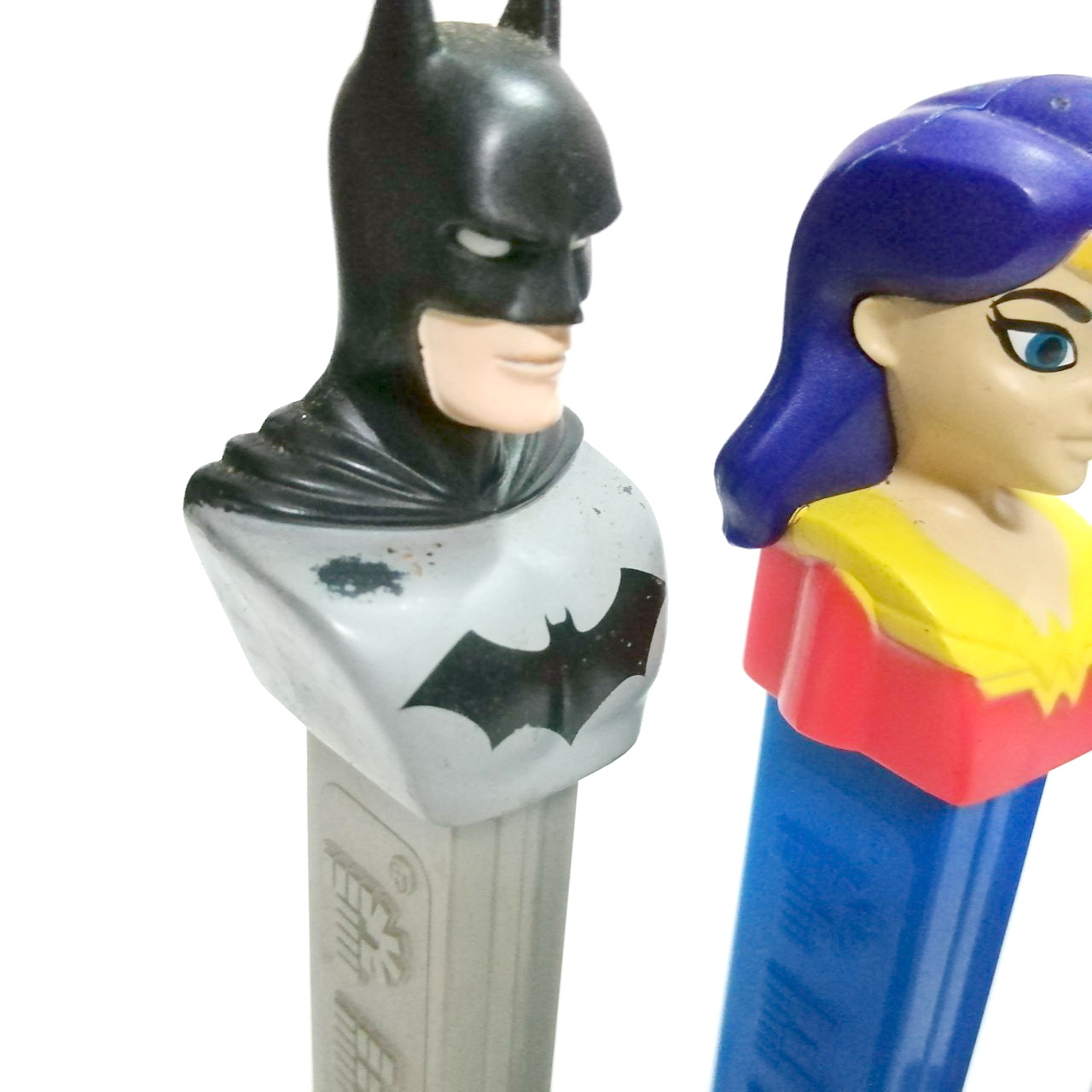 ของสะสมดีซีฮีโร่ กล่องใส่ขนมเพซ :-แบทแมน ,วันเดอร์วูแม่น,ซูปเปอร์แมน Pez dispenser DC Hero Collection: :Batman, Wonder Woman , Superman***ไม่มีขนม มีตำหนิตามภาพ