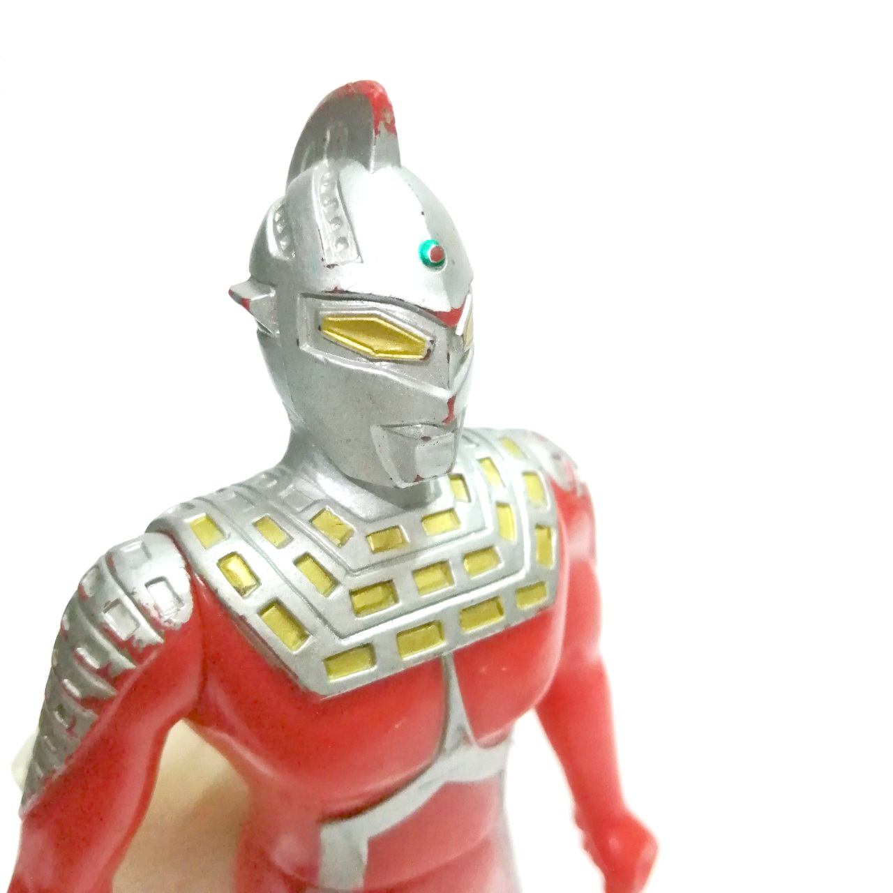 ซอฟ6.5 -7 นิ้ว ขนาดตามรูป อุลตร้าเซเว่น มีรอยถชอกบ้าง และมีรอยปากกาที่ใต้เท้า พิจารณาก่อนซื้อ