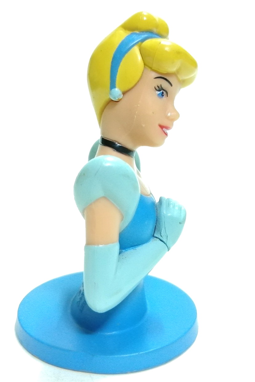ของสะสม ท็อปเปอร์ ซินเดอเรลลา ครึ่งตัว Cinderella สูง 9 ซม.เนื้อซอฟไวนิล สภาพดี สีสวยยังสด เก่าเก็บสภาพสะสม