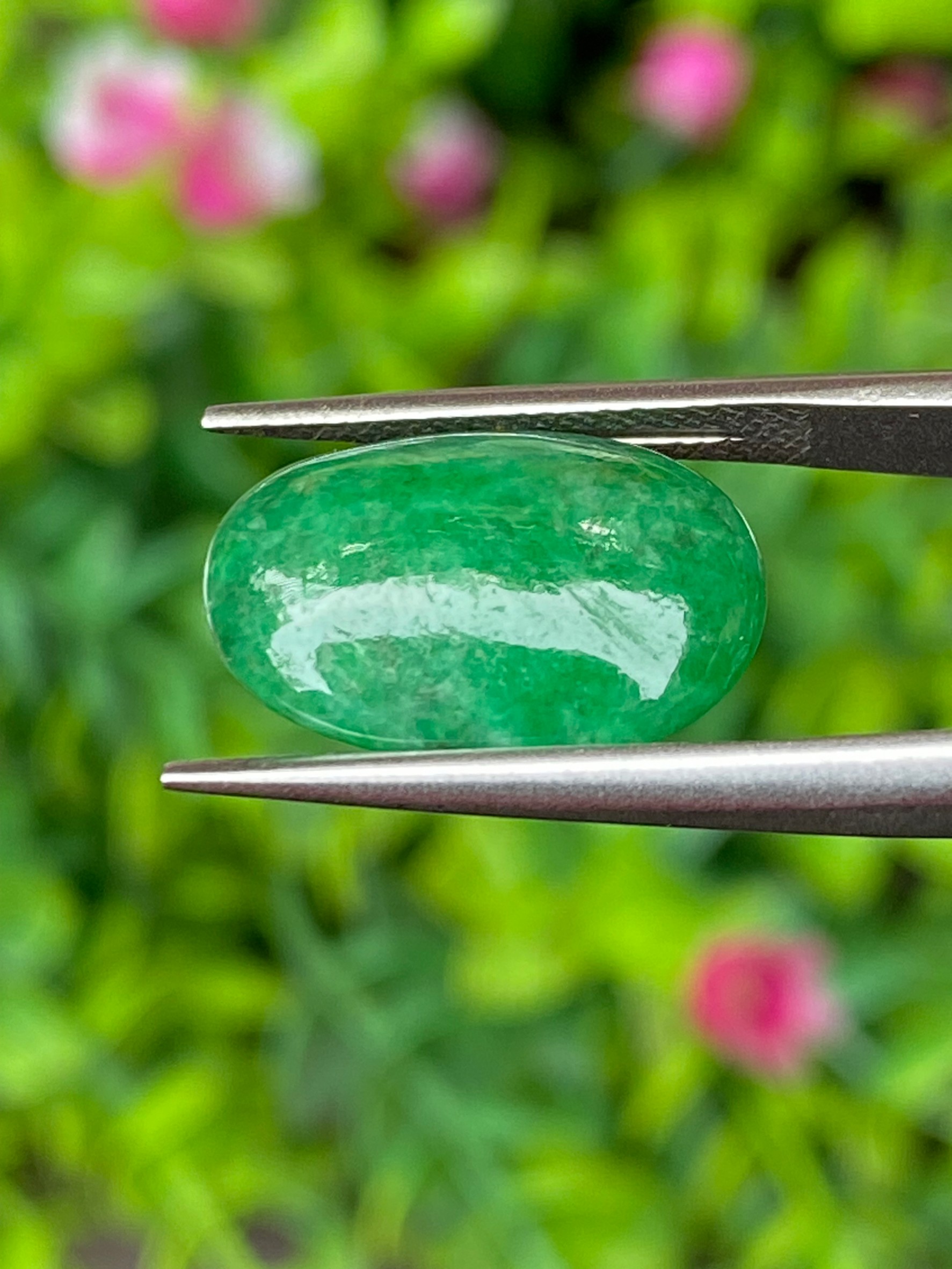 หยกพม่าเจียรนัย (Burmese jade ) 7.12 กะรัต หยกแท้ อัญมณีมงคลประจําวันเกิด เครื่องประดับหยก
