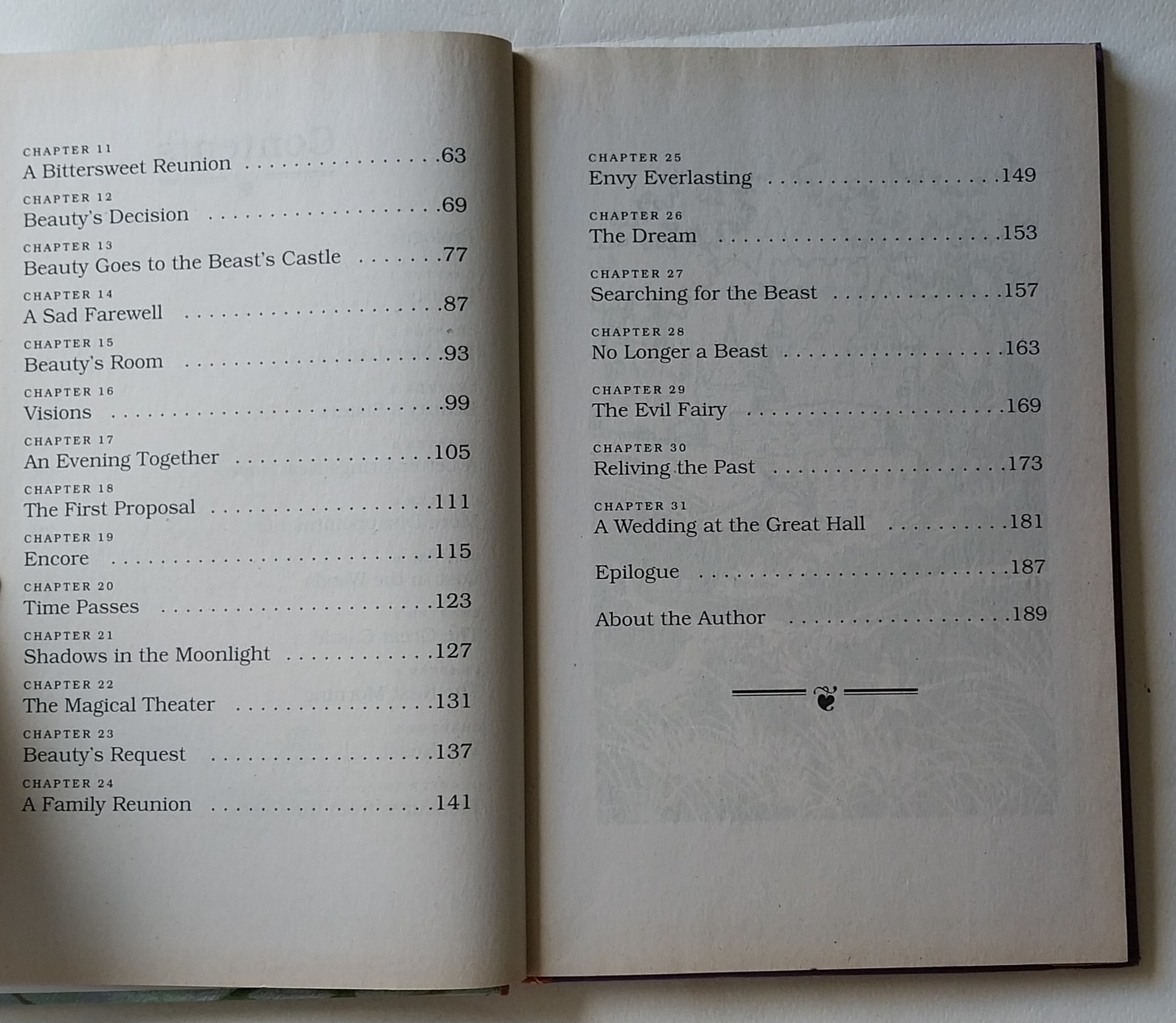 หนังสือนิทานภาษาอังกฤษ สภาพเก่าเก็บ บิวตี้แอนด์บีสต์ ปกแข็ง เนื้อหาขาวดำ พร้อมภาพประกอบทั้งเล่ม Treasury of Illustrated Classics ,Beauty and the Beast ,Madame le Prince de Beaumont,Modern Publishing