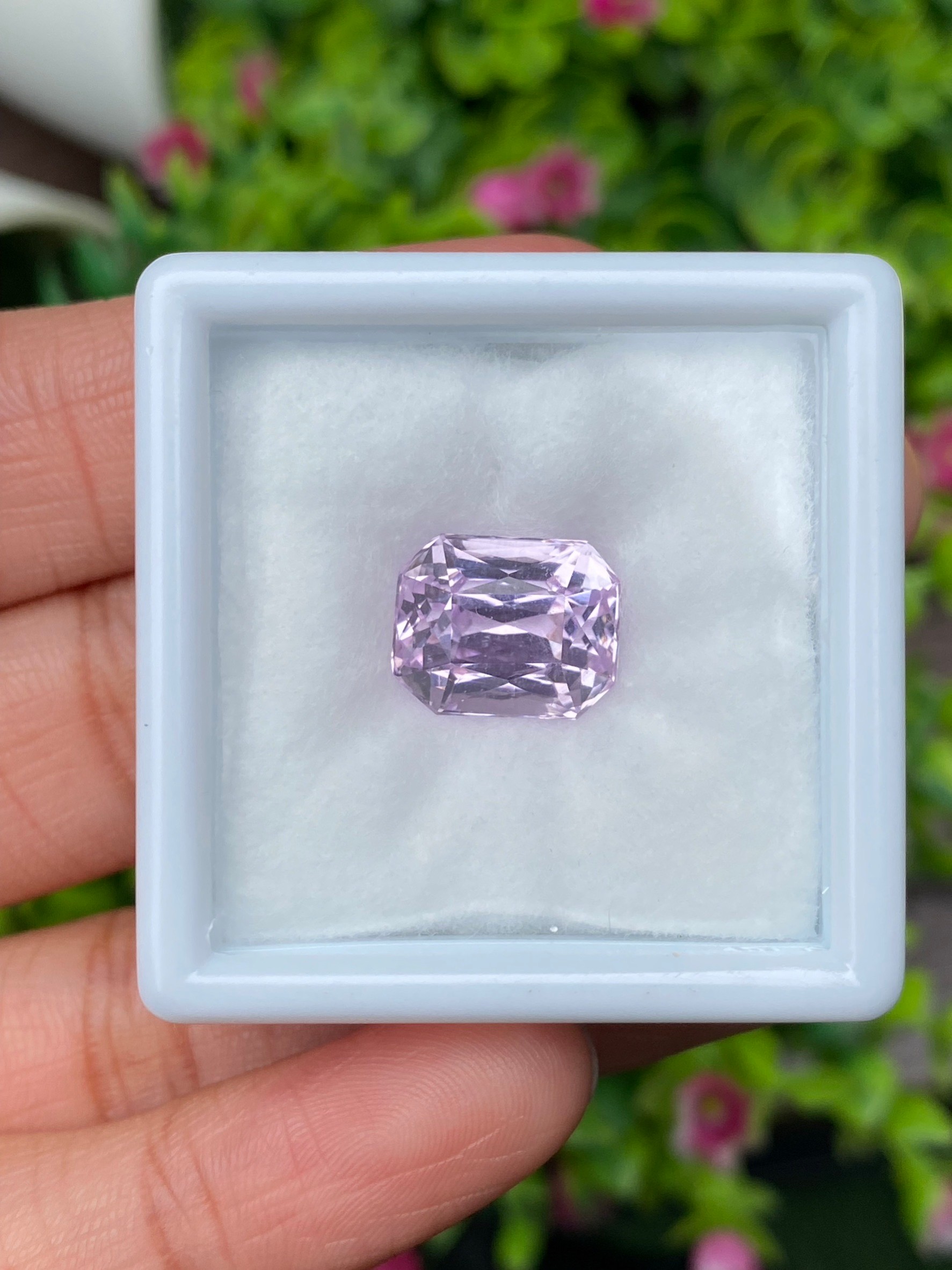 พลอย คุนไซท์ Kunzite 9.05 กะรัต (Cts.) พลอยแท้อัญมณีมงคล ประจําวันเกิด เครื่องประดับพลอย