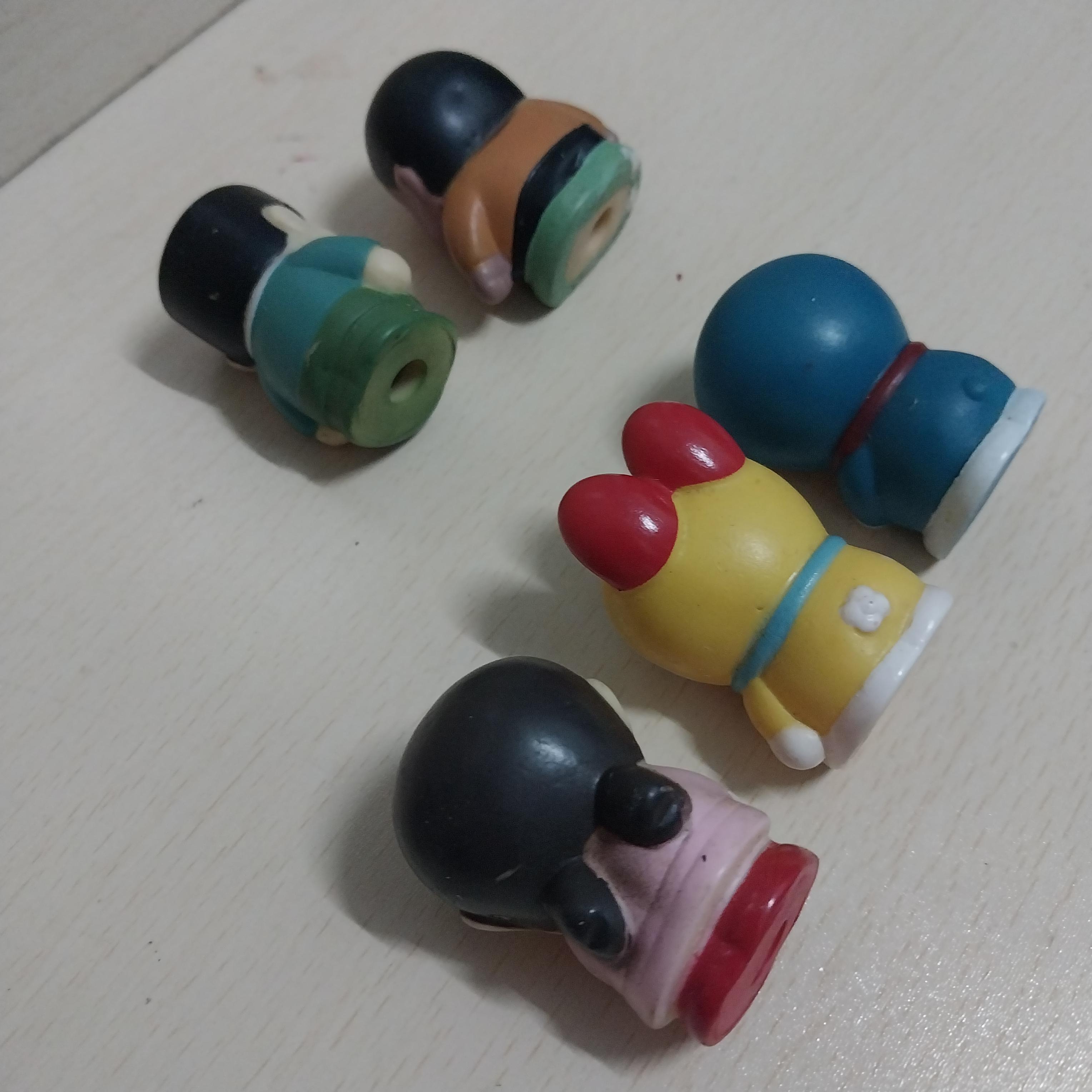 มีหลายภาพ Set Doraemon โดเรม่อน และเพื่อน ประกอบด้วย โดเรม่อน โดเรมี่ ชิซูกะ ไจแอนท์ ซึเนโอะ ขนาดตามภาพ